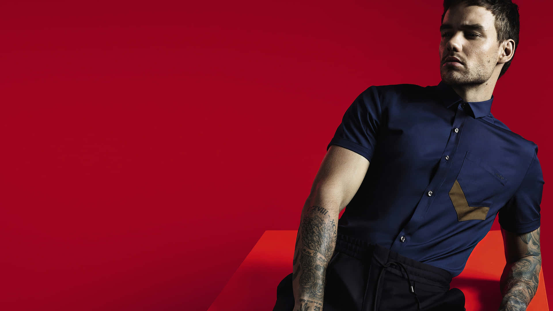Liam Payne, navy shirt, red geometric block, Full HD Desktop Wallpaper