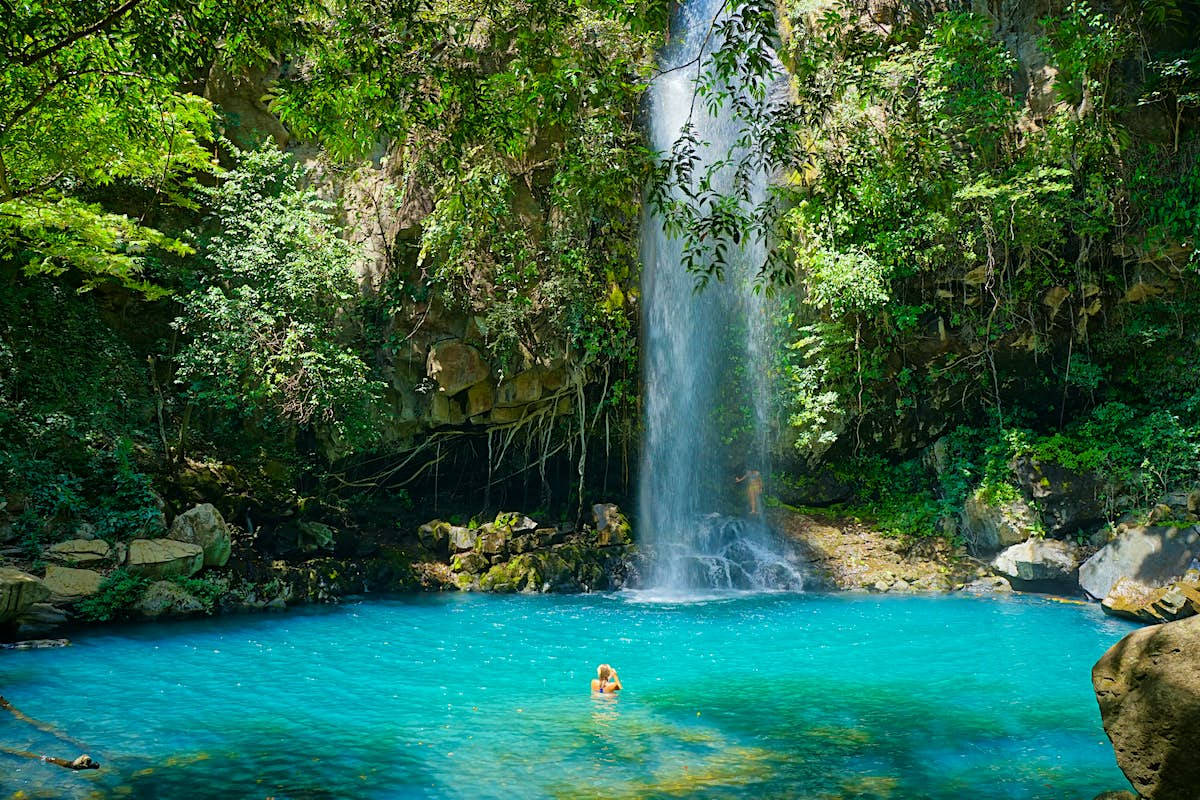 Liberia, forest, waterfall, SD Desktop Wallpaper