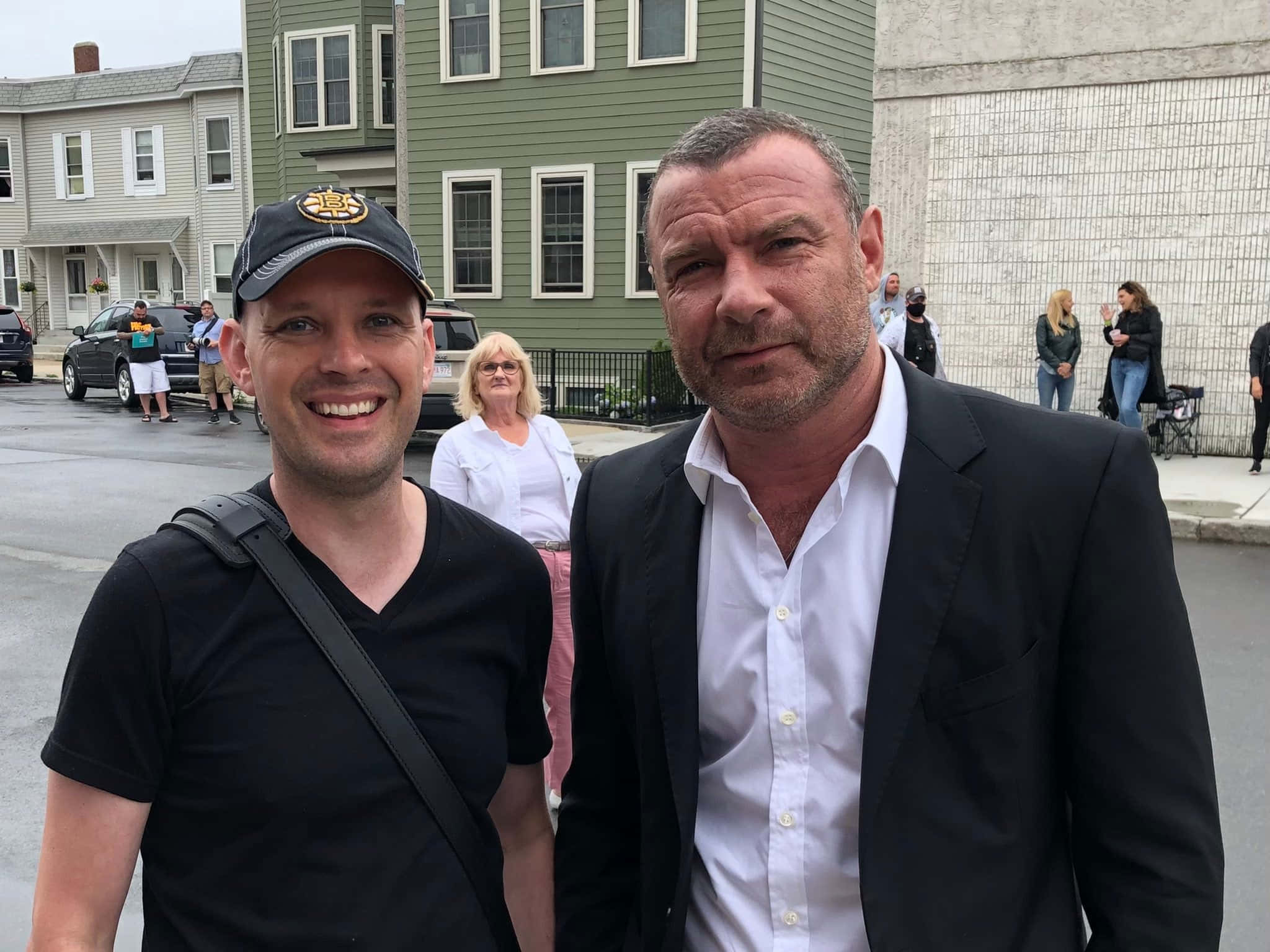 Liev Schreiber, residential street, houses, Full HD Desktop Wallpaper