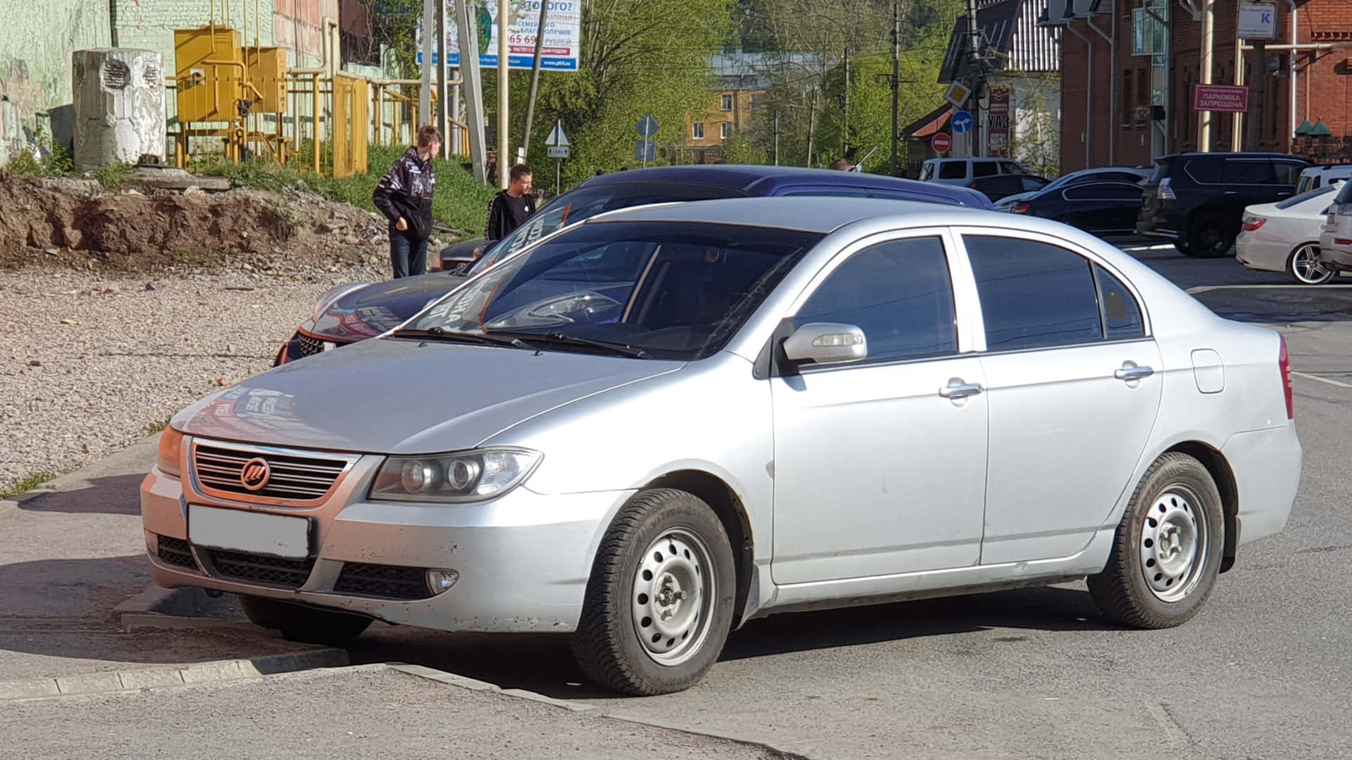 Lifan 620, silver sedan, cracked asphalt lot, Full HD Desktop Wallpaper