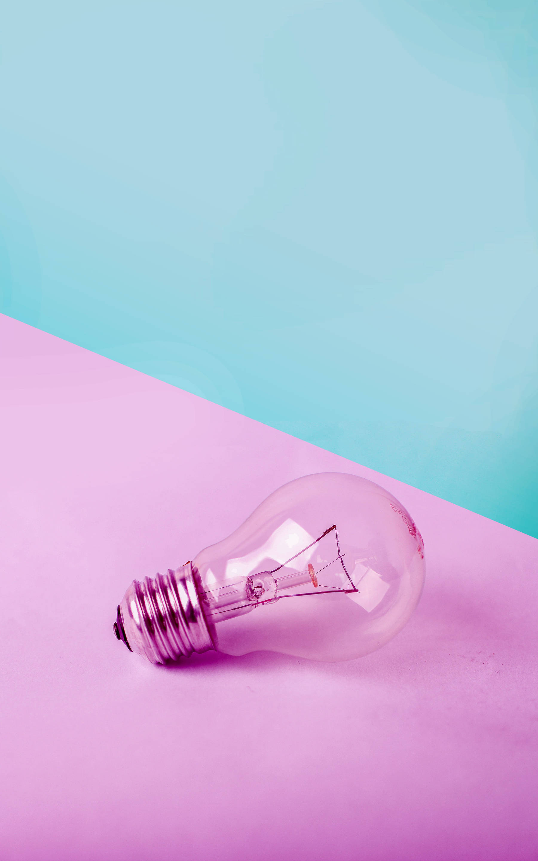 minimalist bulb, pastel blue, violet, 2K Phone Wallpaper