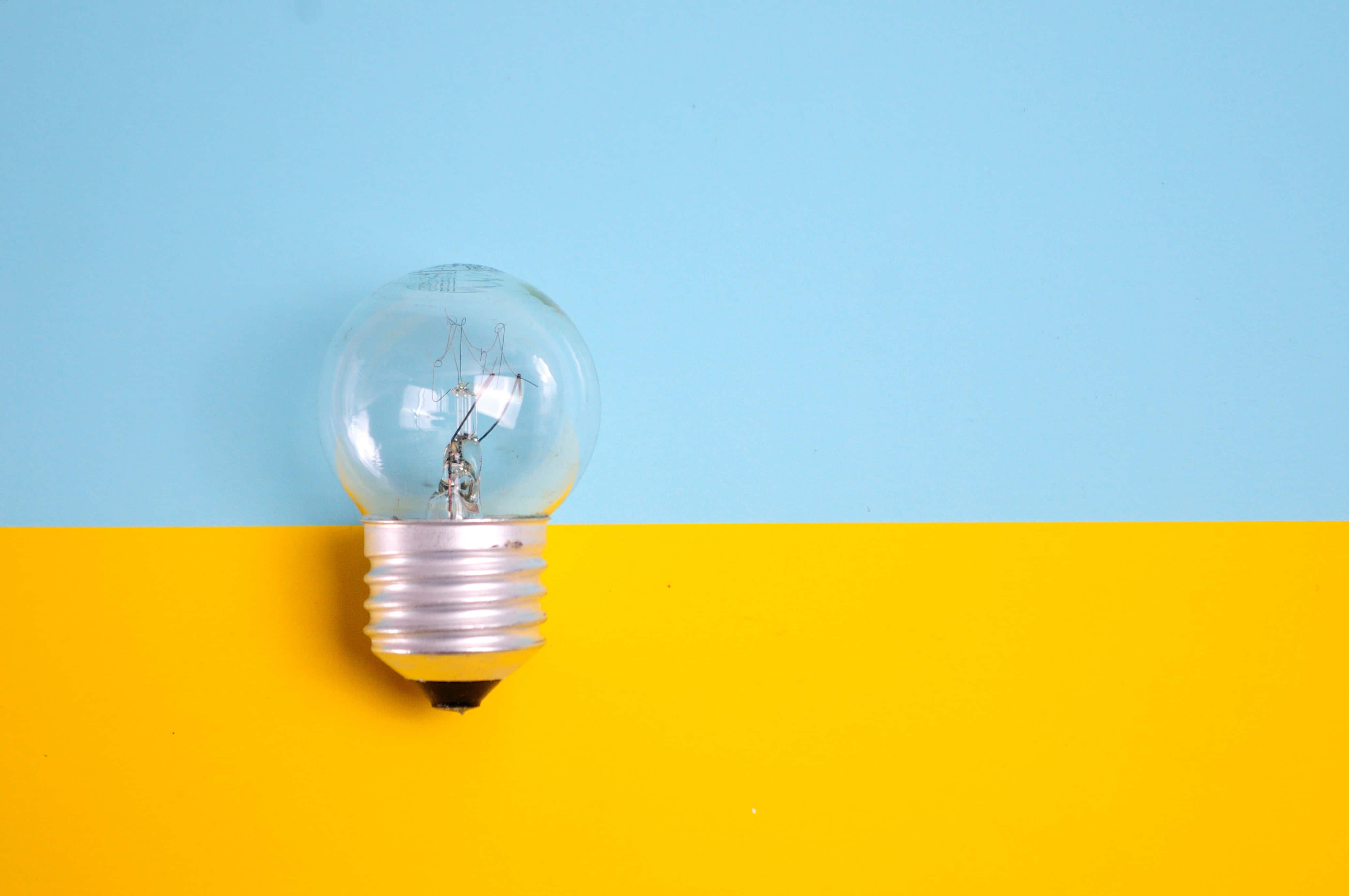 incandescent bulb, yellow surface, bold yellow, 4K Desktop Wallpaper