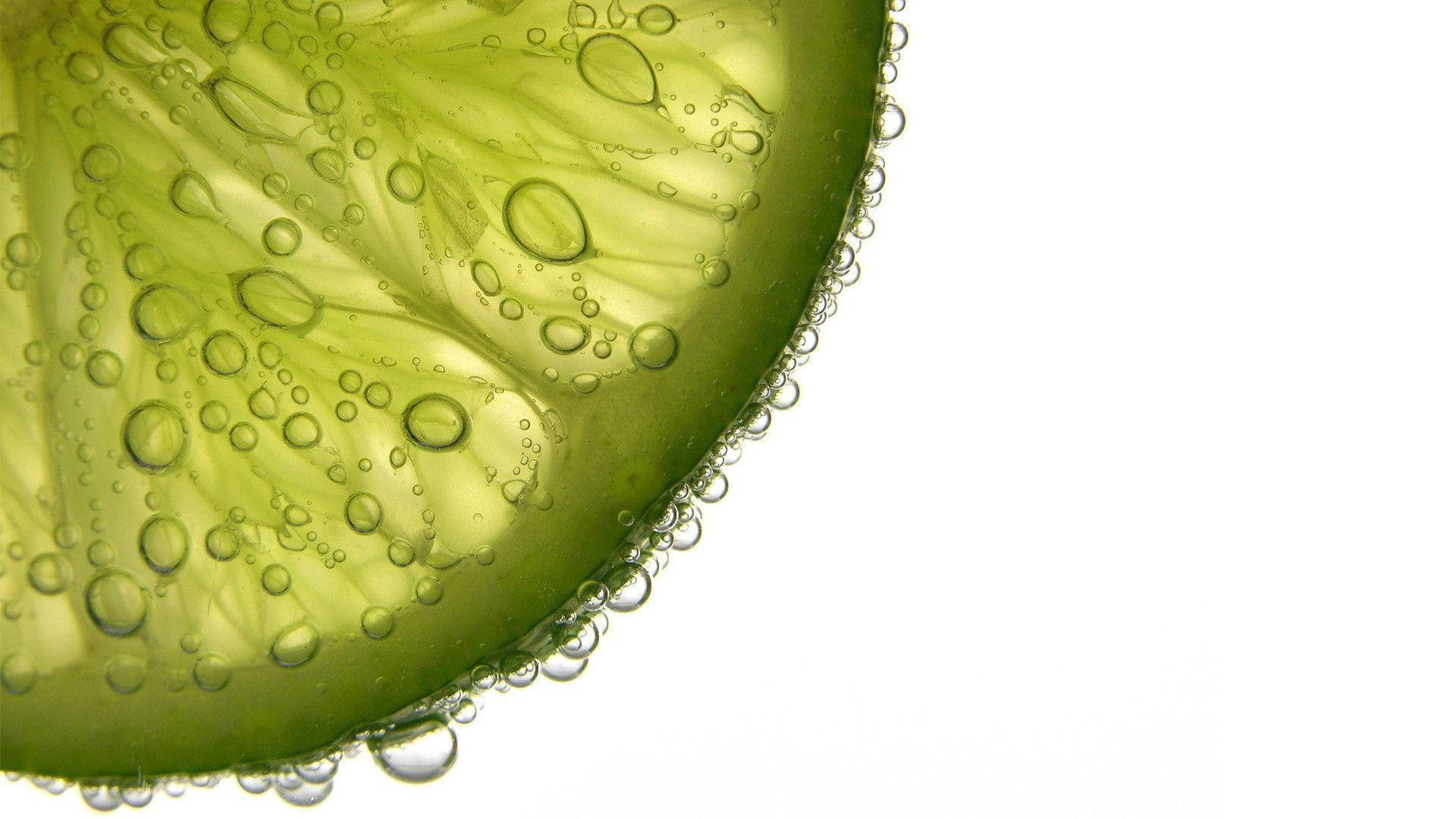 juicy lime citrus slice, vibrant green, water, Full HD Desktop Wallpaper