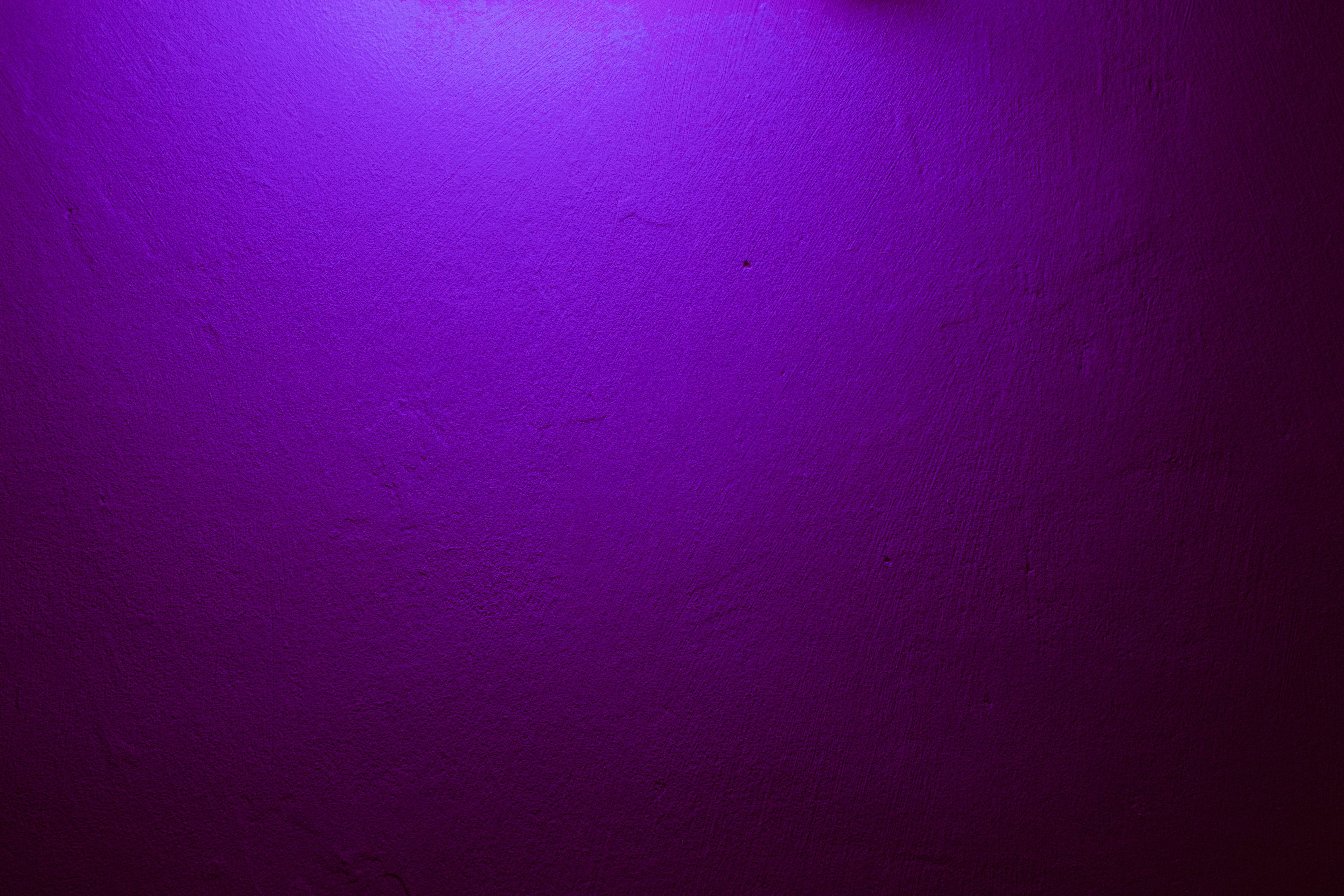 light purple, gradient purple light, bright to deep violet, 5K Desktop Wallpaper