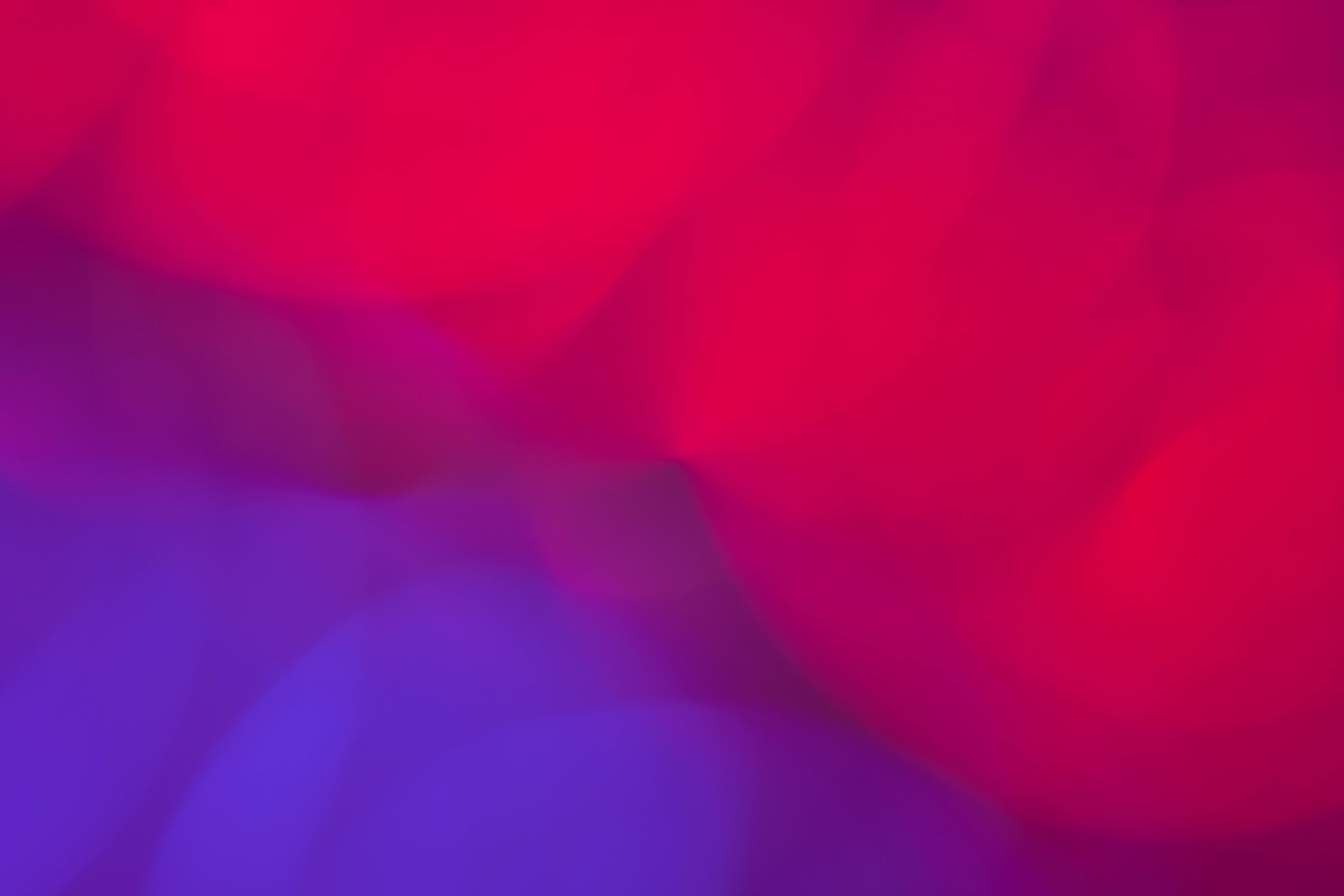 light purple, red blur, magenta, 5K Desktop Wallpaper