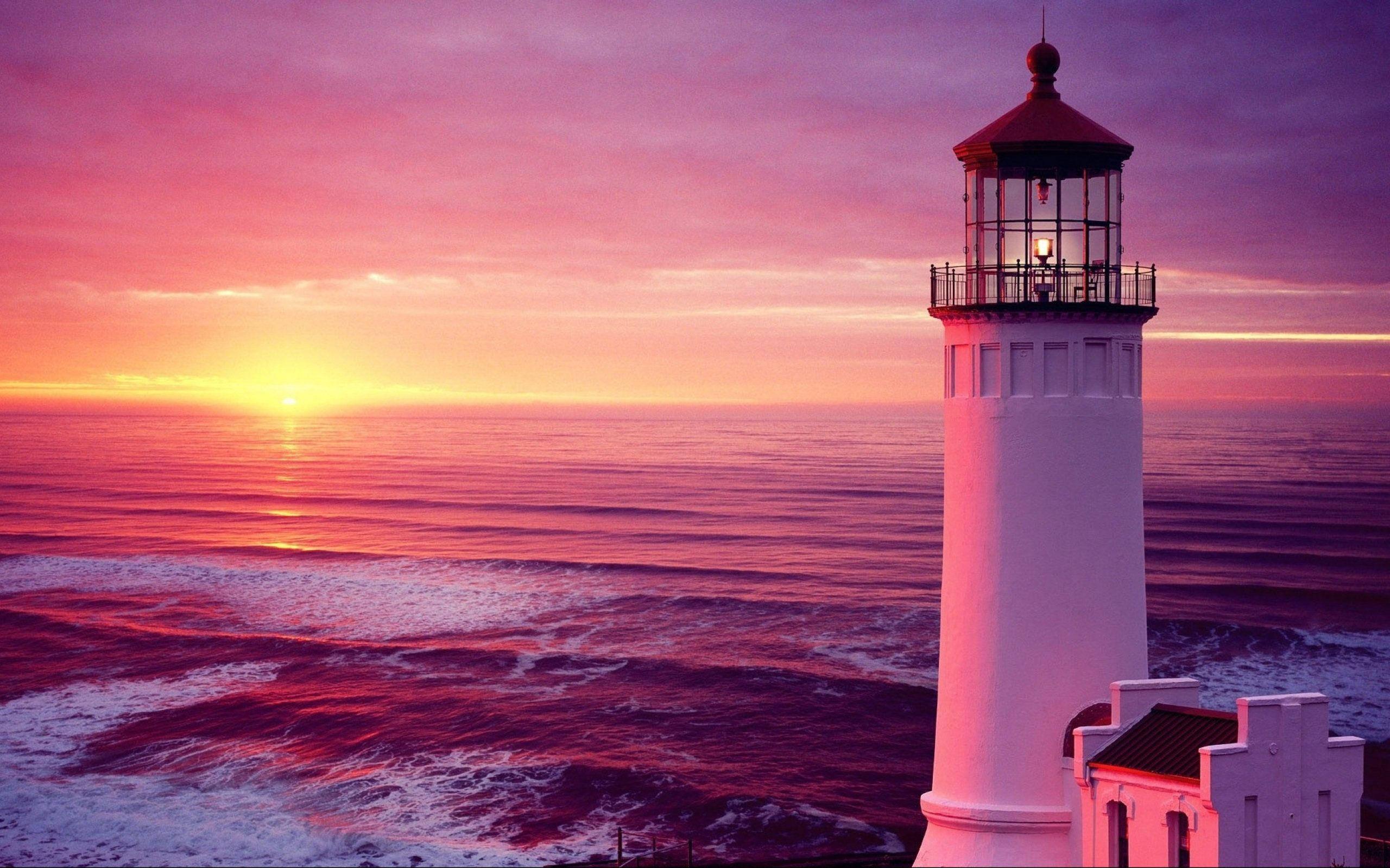 Lighthouse, pink sunset, ocean, 2K Desktop Wallpaper
