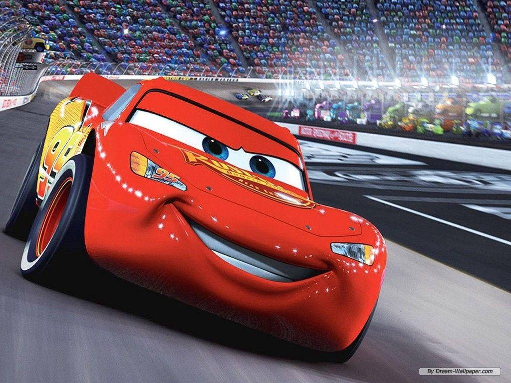 Lightning McQueen, vibrant red, smiling face, SD Desktop Wallpaper