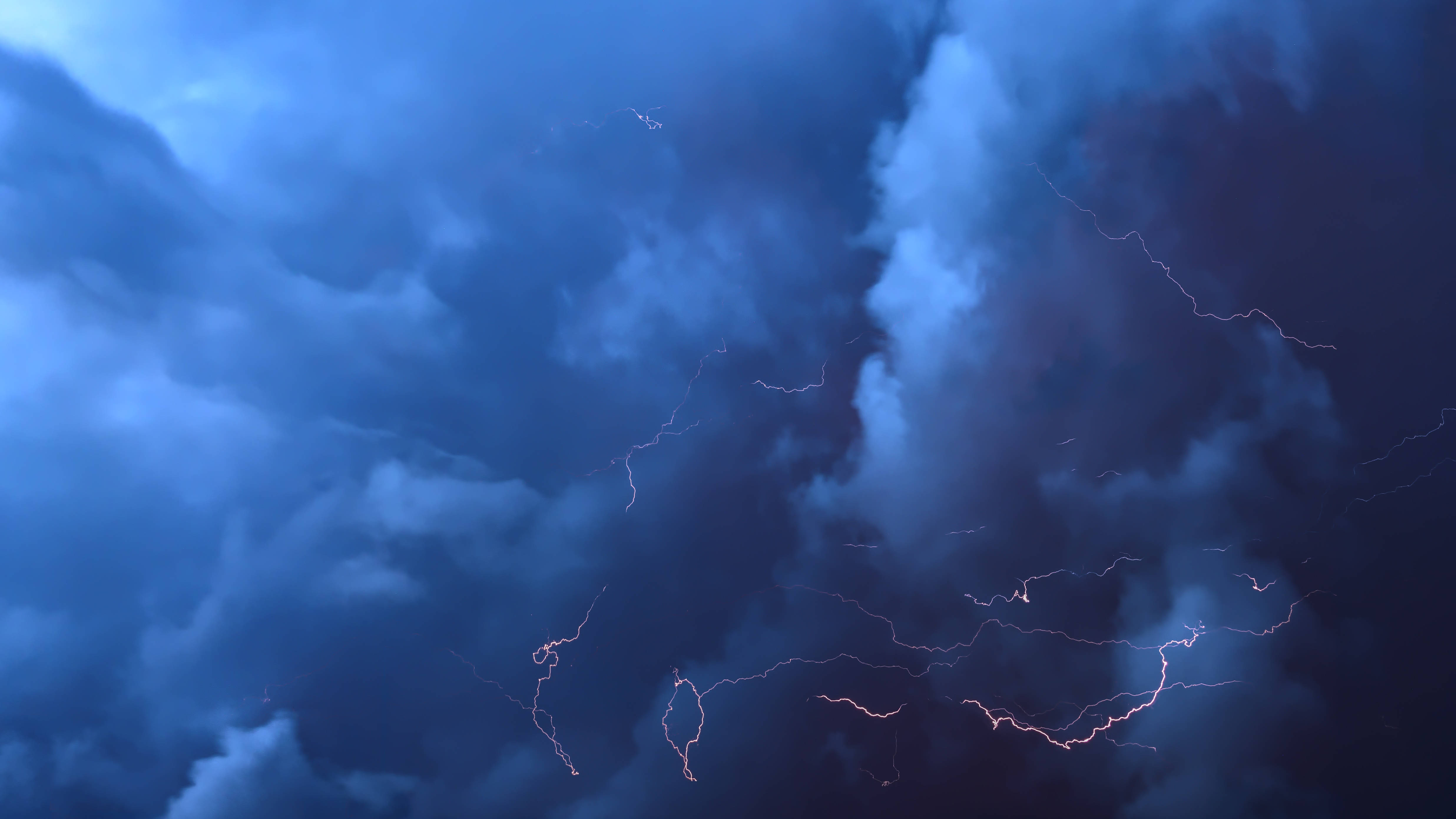 lightning, blue cloud, jagged lightning bolts, 4K Desktop Wallpaper