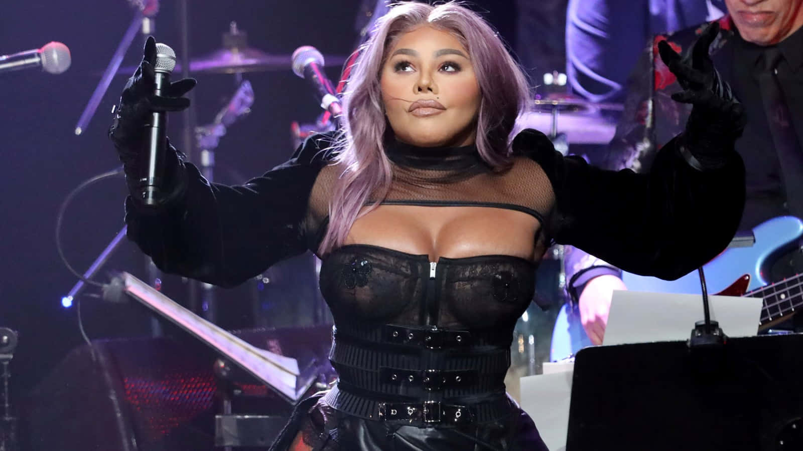 Lil Kim, purple hair, black corseted outfit, HD Desktop Wallpaper
