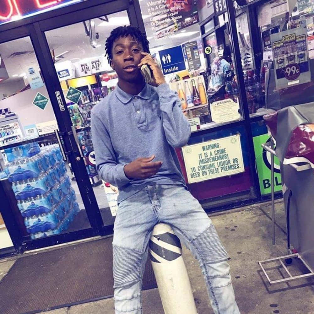 Lil Loaded, blue polo shirt, striped pole, SD Desktop Wallpaper