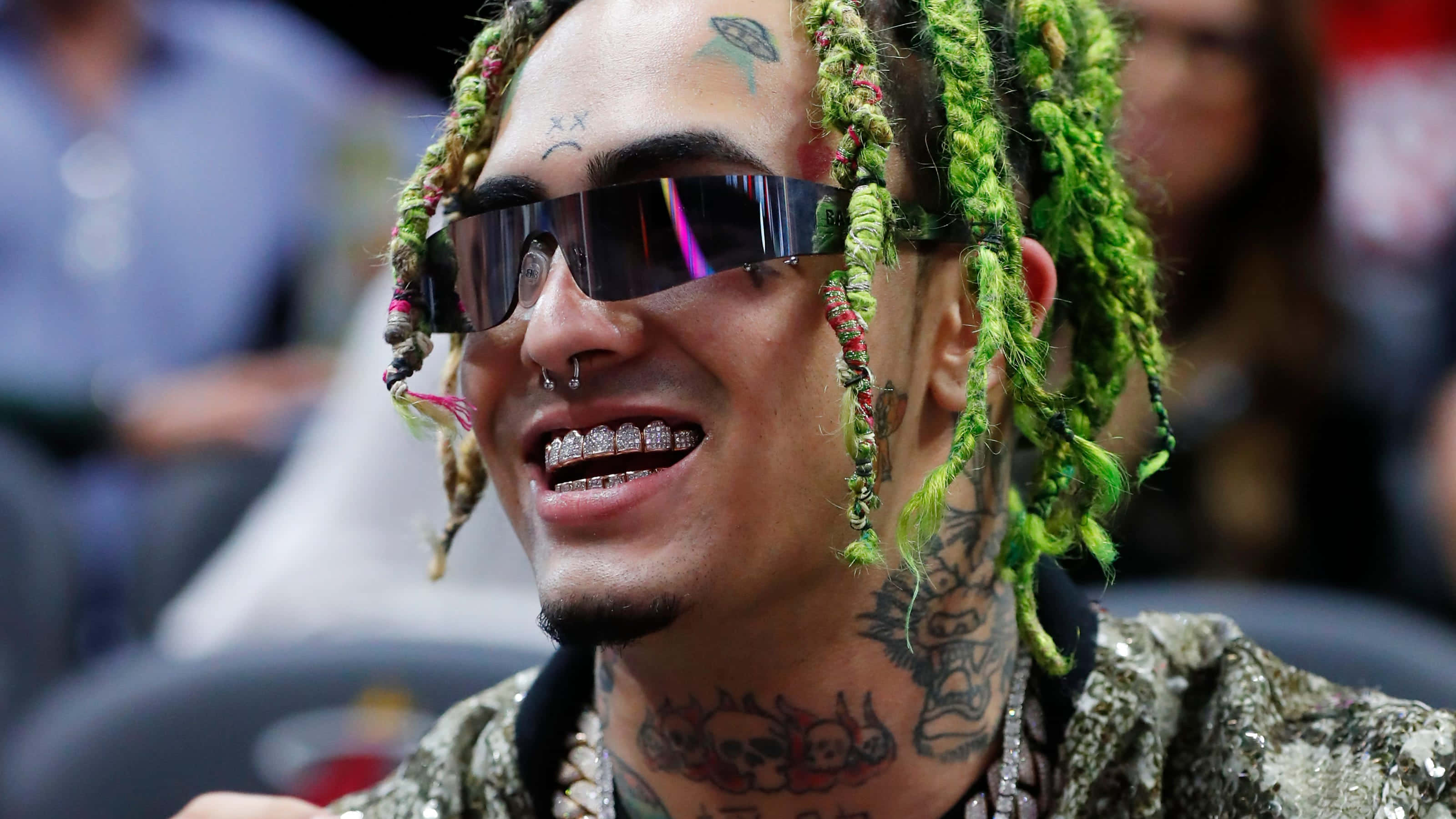 Lil Pump, green dreadlocks, reflective sunglasses, 2K Desktop Wallpaper