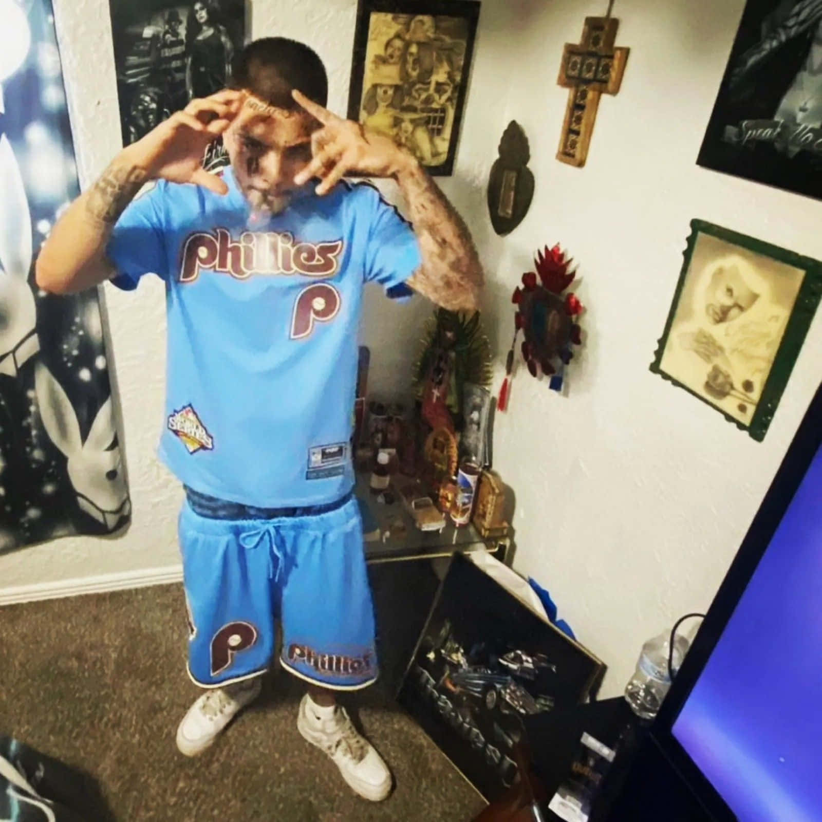 Lil Travieso, blue Phillies jersey, shorts, HD Desktop Wallpaper