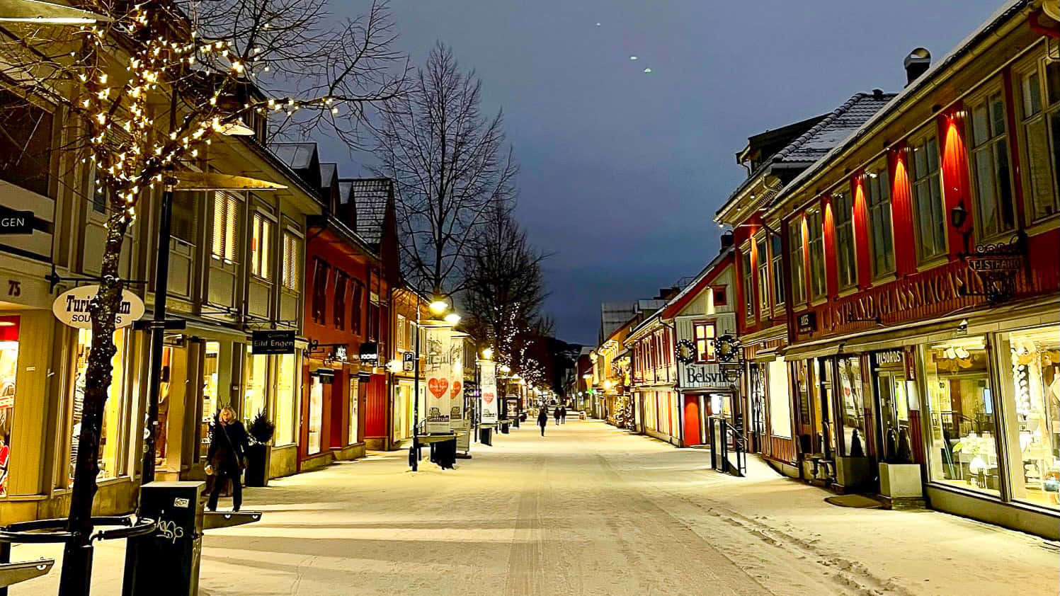 Lillehammer, sunset, snowy European street, HD Desktop Wallpaper