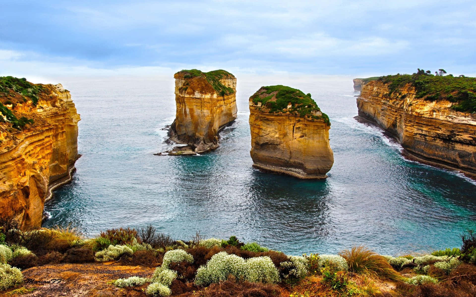 limestone stacks, turquoise waters, rugged cliffs, Full HD Desktop Wallpaper