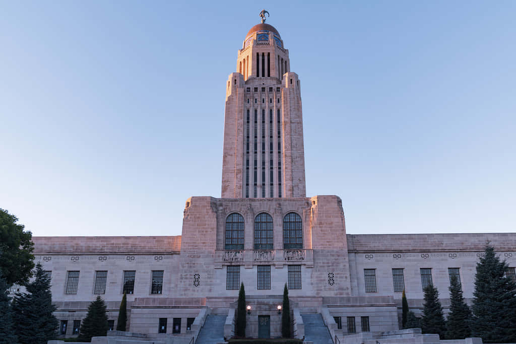Lincoln United States, neoclassical government building, towering clock tower, SD Desktop Wallpaper