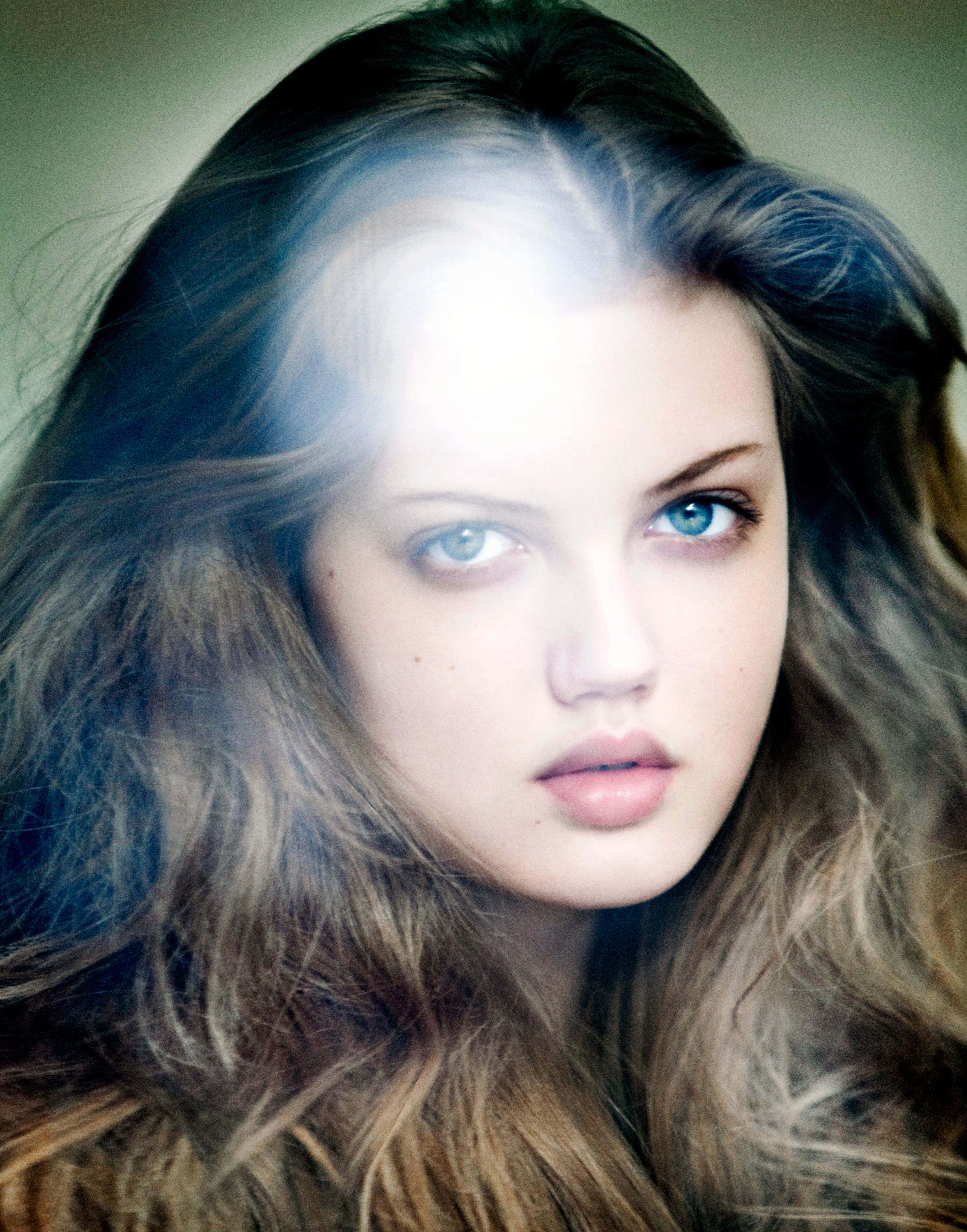 Lindsey Wixson, black dress, intense gaze, 5K Phone Wallpaper