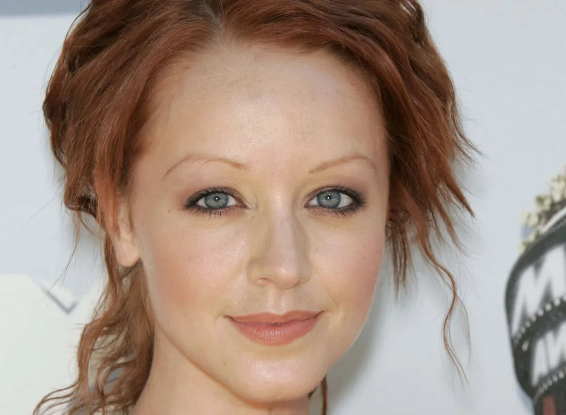 Lindy Booth