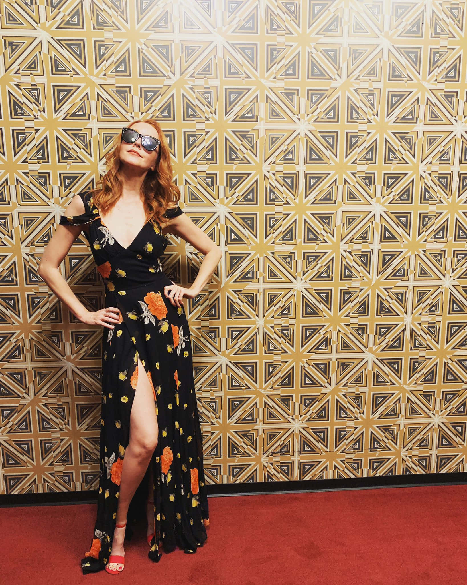 Lindy Booth, floral dress, golden backdrop, Full HD Phone Wallpaper