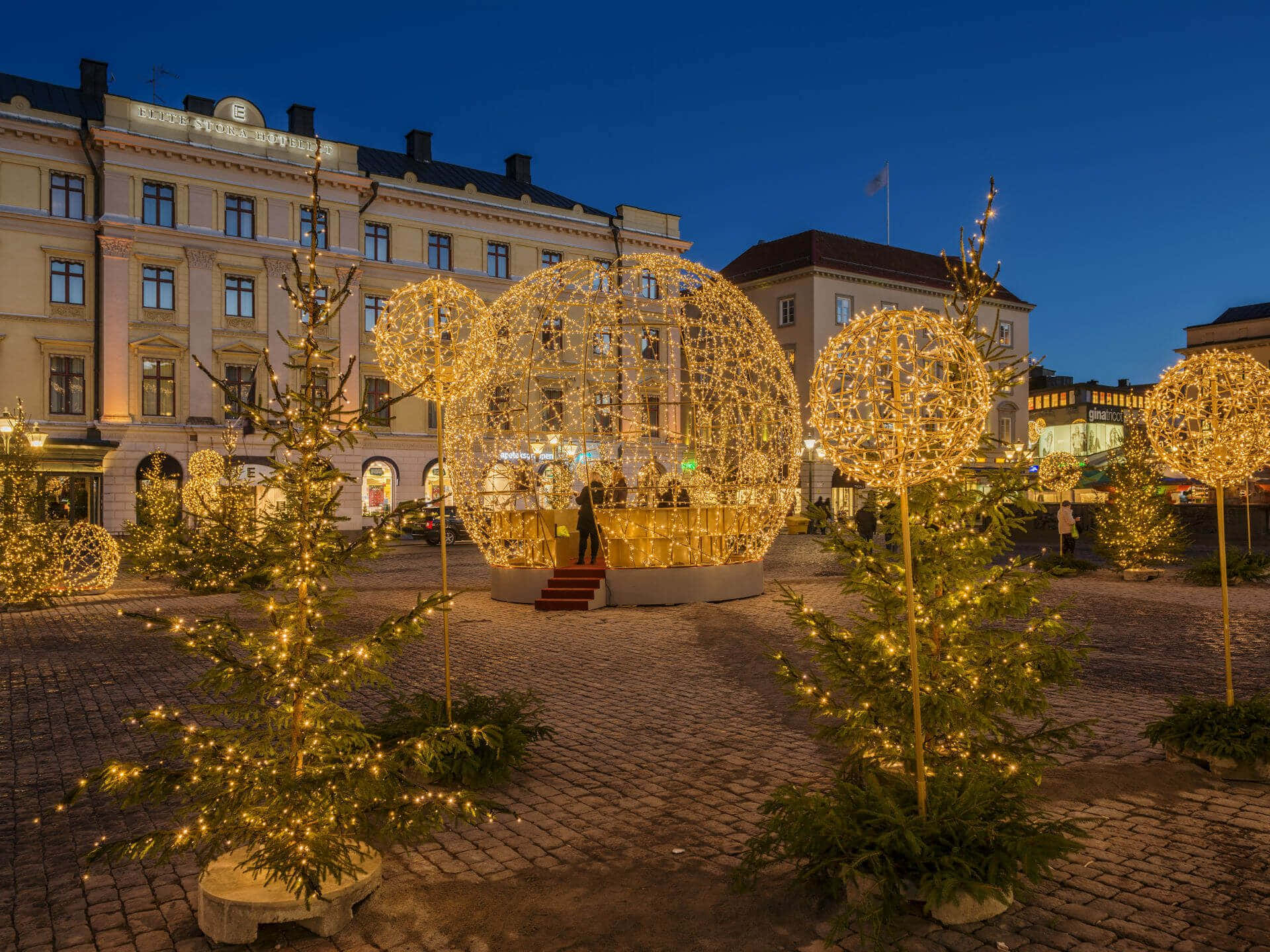 Linköping, sunset, cobblestone square, Full HD Desktop Wallpaper