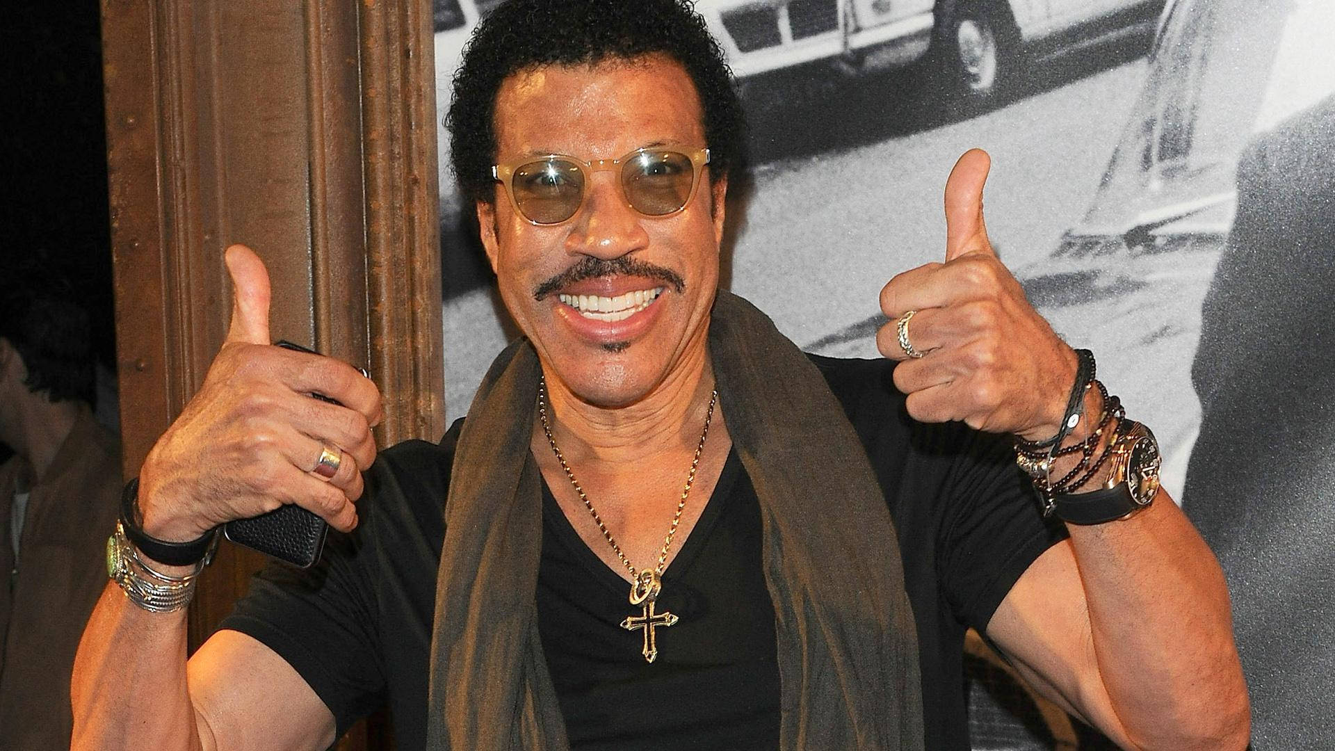 Lionel Richie, sunglasses, mustache, Full HD Desktop Wallpaper