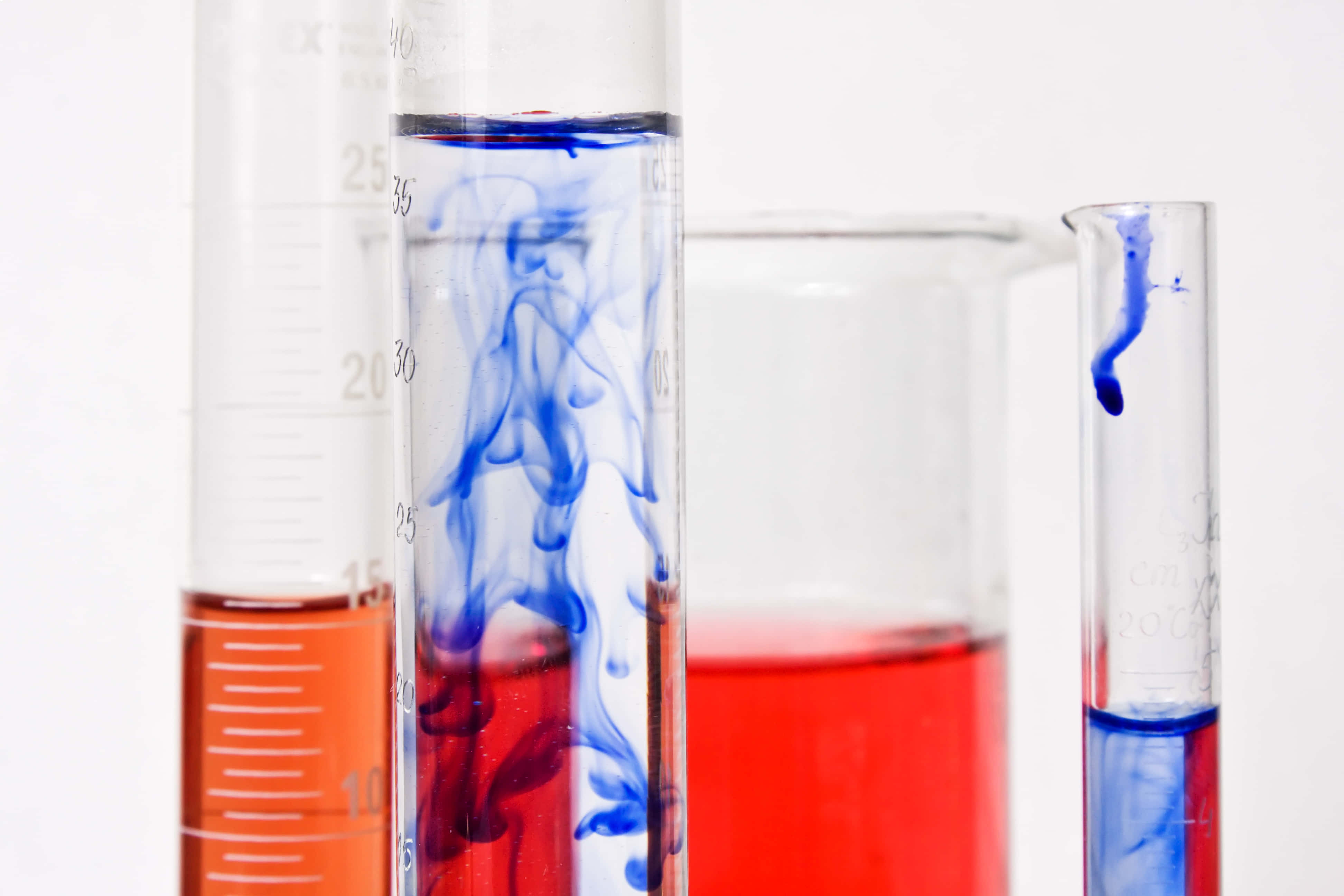 toxic 3888 x 2592, Test Tubes, red liquid, 4K Desktop Wallpaper