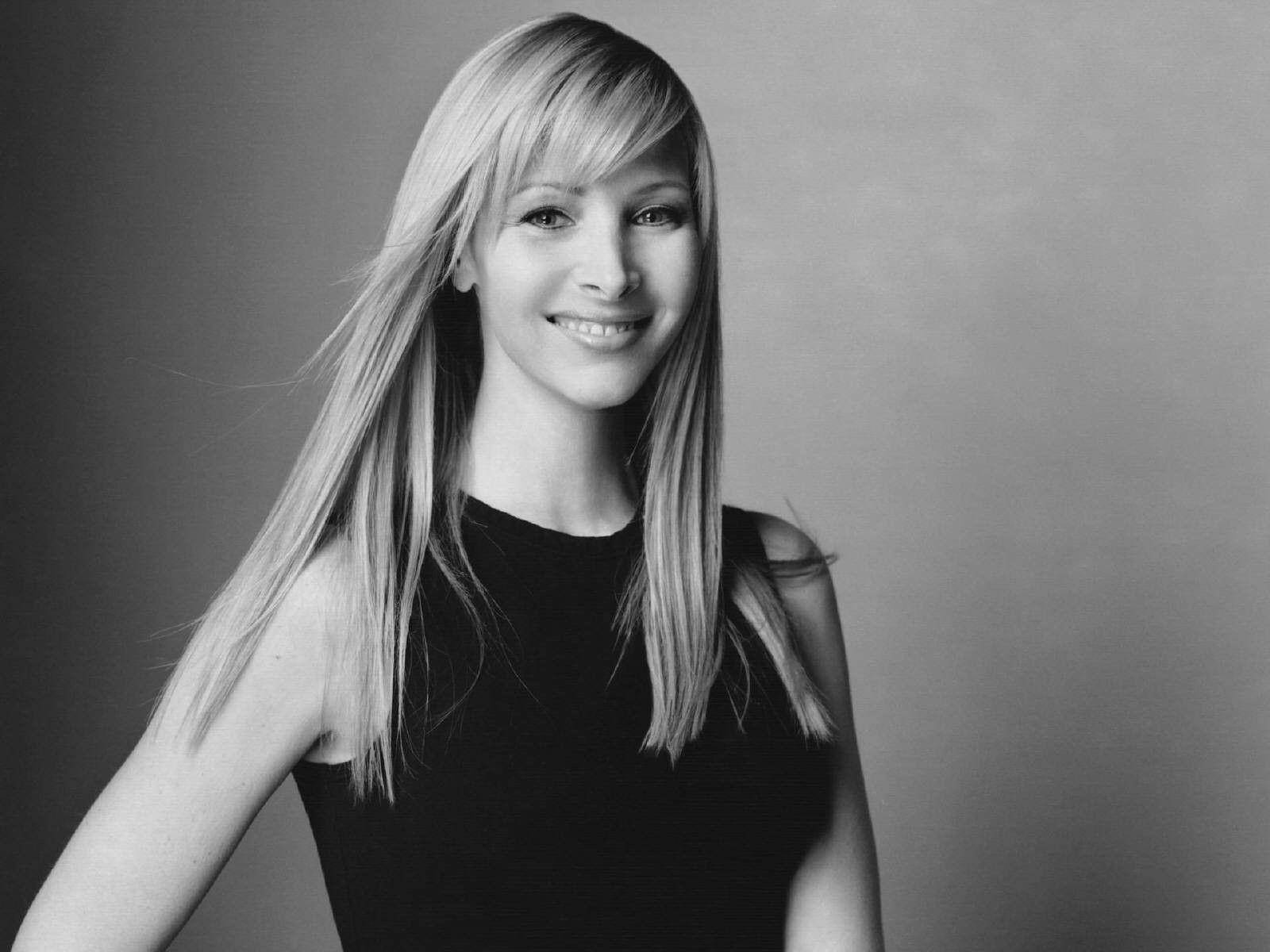 Lisa Kudrow, black and white photograph, long blonde hair, HD Desktop Wallpaper