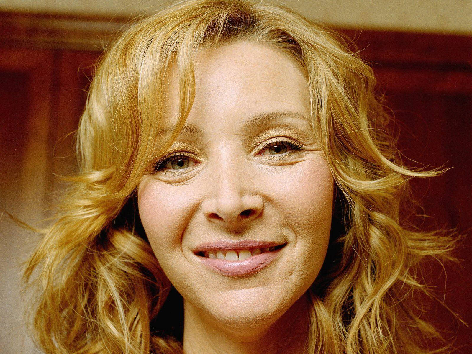 Lisa Kudrow, blonde hair, wavy blonde hair, HD Desktop Wallpaper