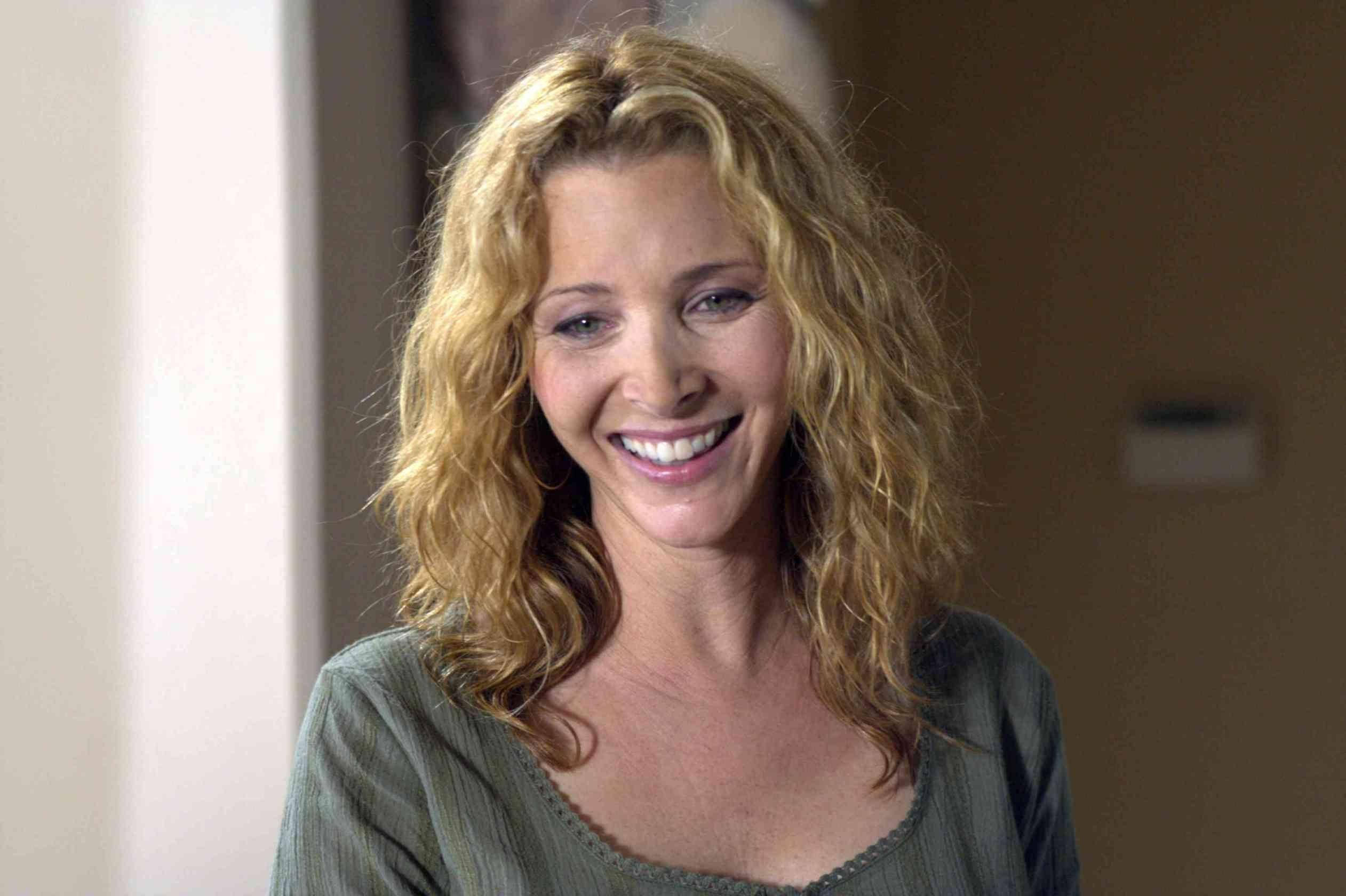 Lisa Kudrow, tv show scene, curly blonde hair, Full HD Desktop Wallpaper