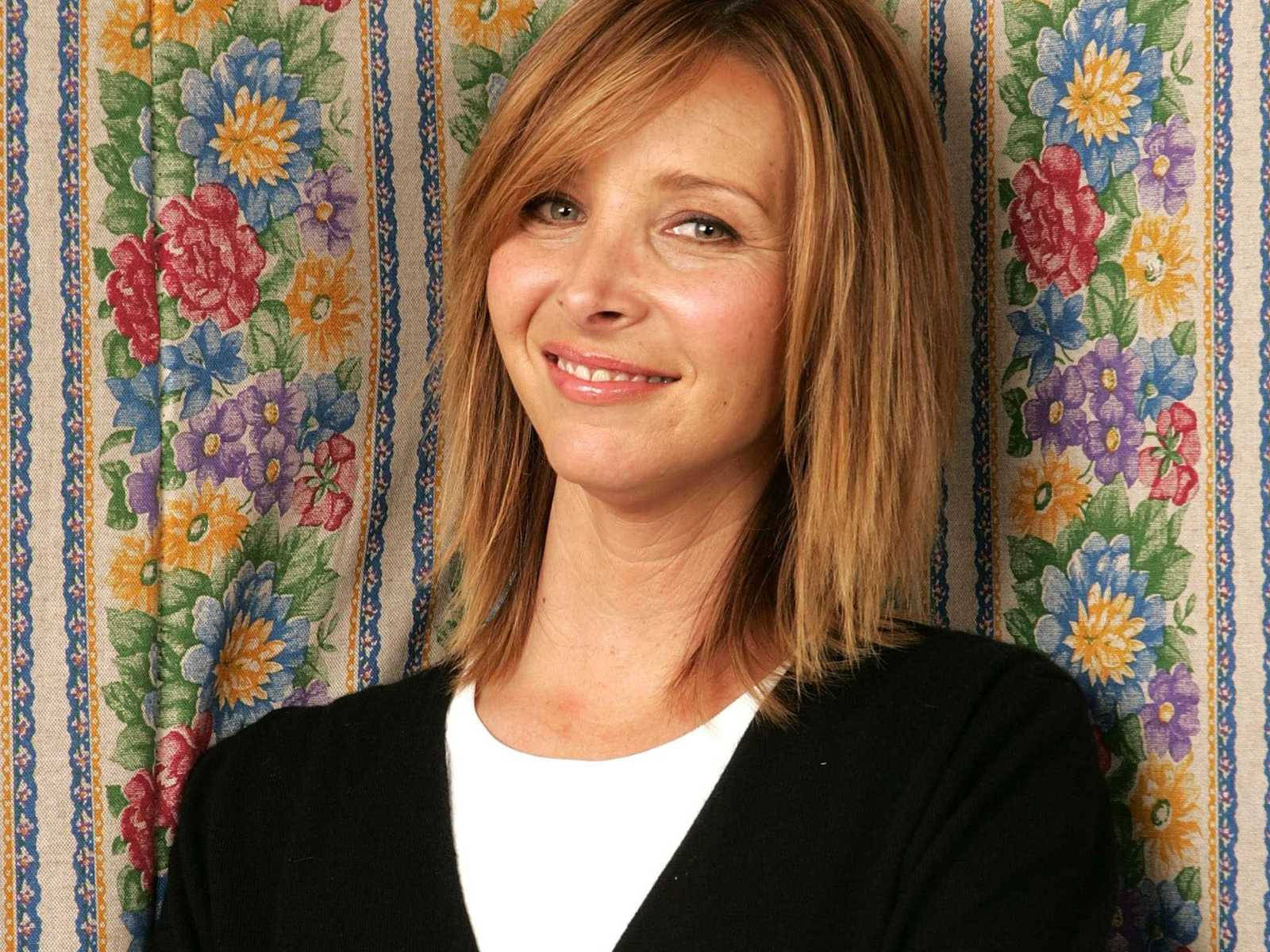 Lisa Kudrow, American Actress, shoulder-length blonde hair, HD Desktop Wallpaper