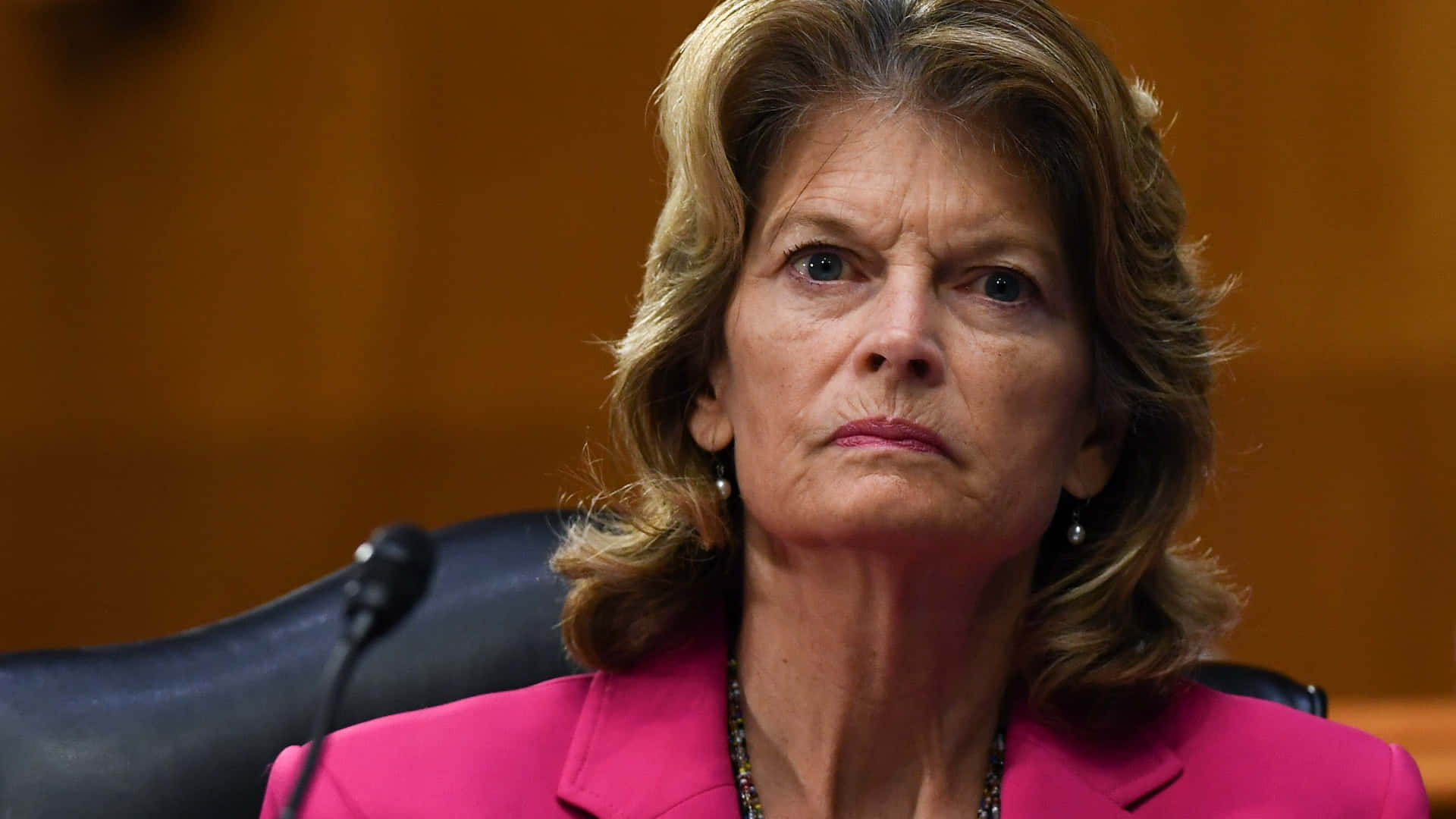 Lisa Murkowski, pink blazer, microphone, Full HD Desktop Wallpaper