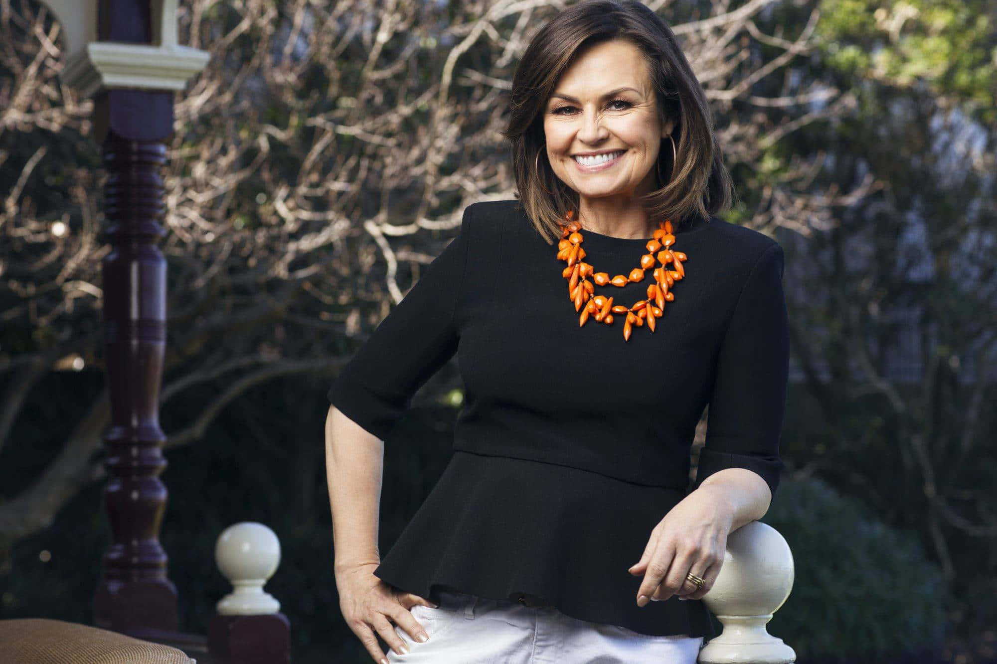 Lisa Wilkinson, black peplum top, white pants, Full HD Desktop Wallpaper