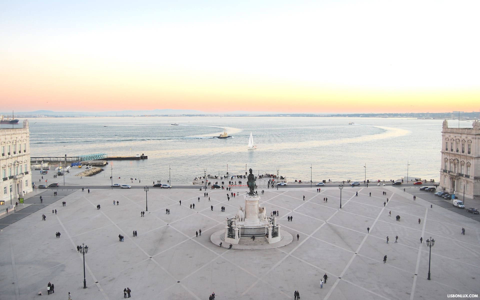 Lisbon skyline, sunset, grand plaza, Full HD Desktop Wallpaper
