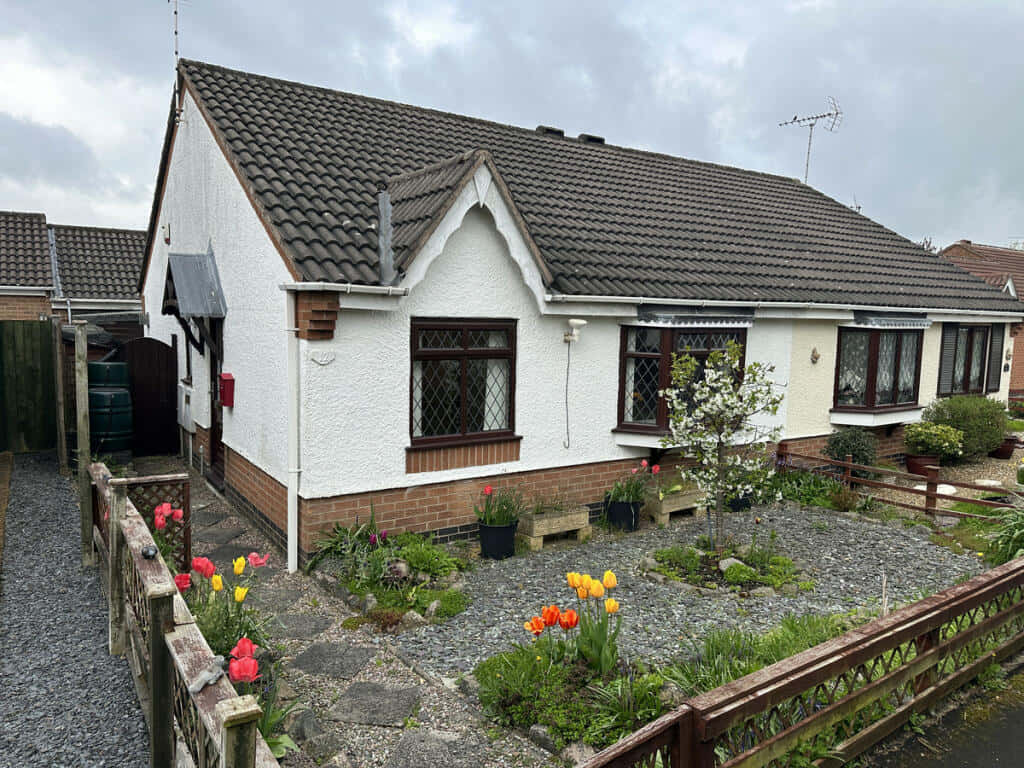 Lisburn, bungalow, white cottage, SD Desktop Wallpaper