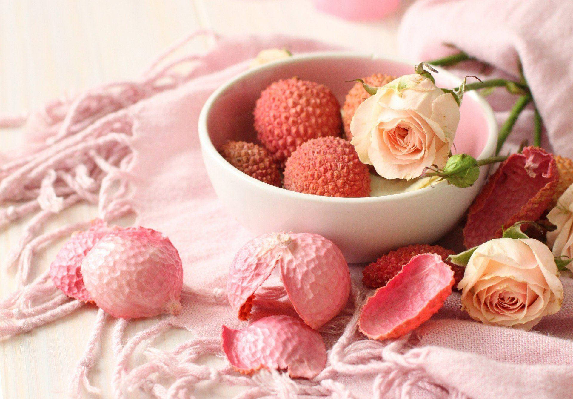 lychees, pale pink roses, white bowl, Full HD Desktop Wallpaper
