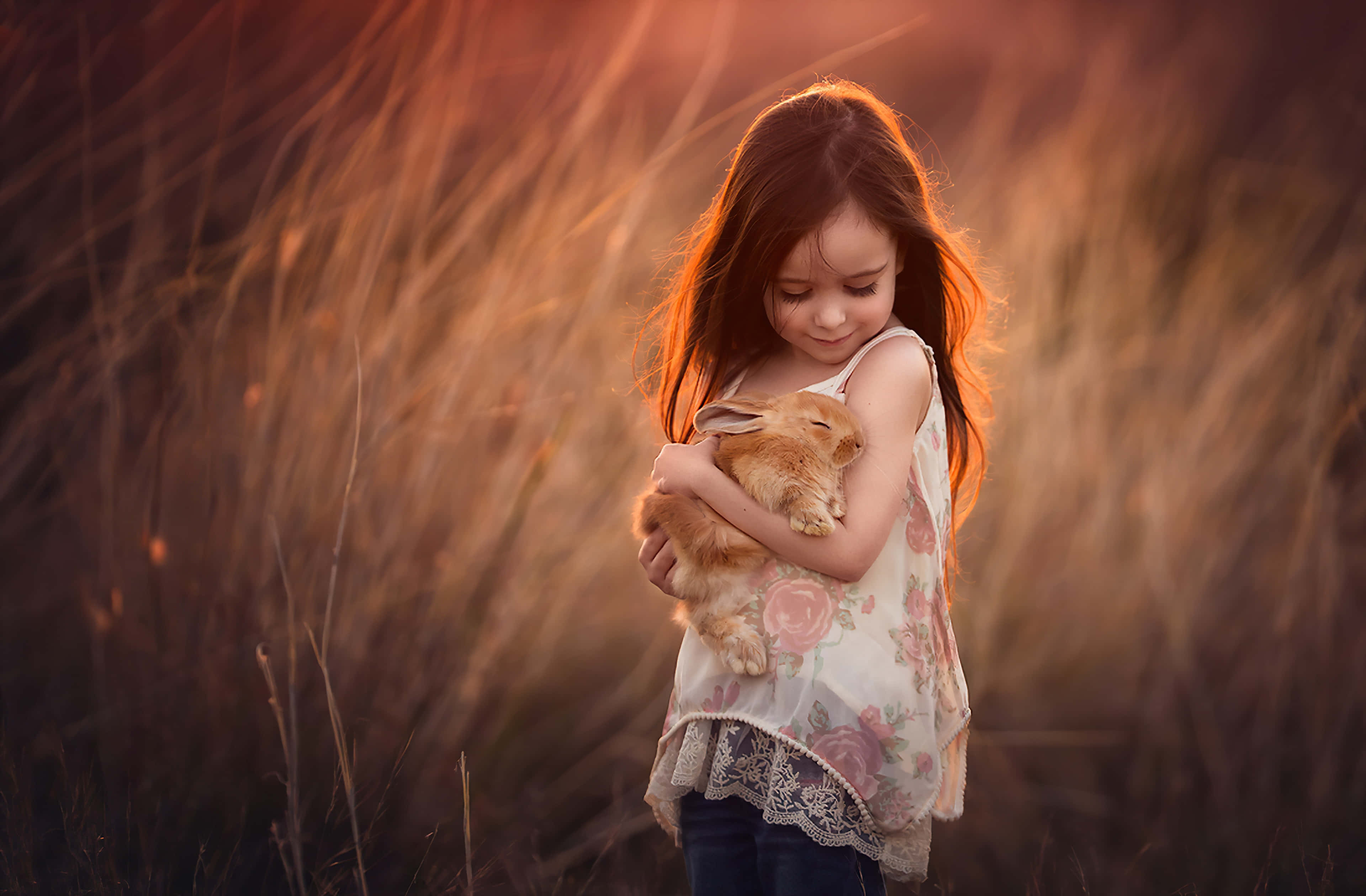 little girl, rabbit, sunset, 4K Desktop Wallpaper