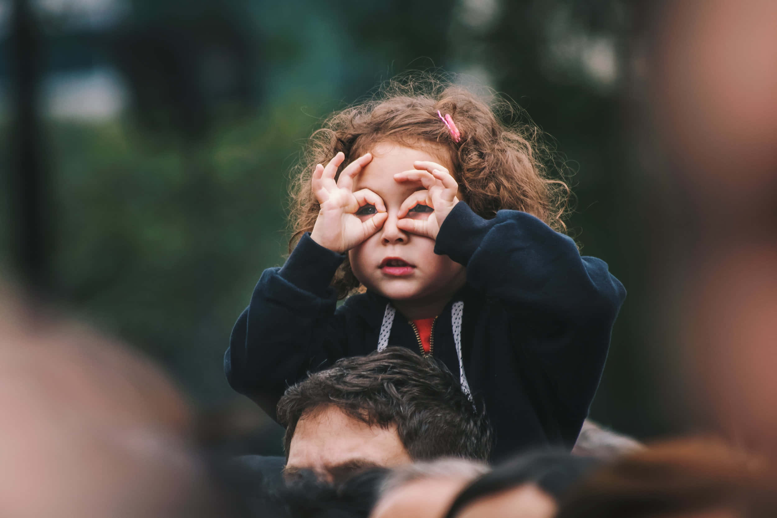 Myopic Kid Doing Okay Sign, young girl, curly hair, Full HD Desktop Wallpaper