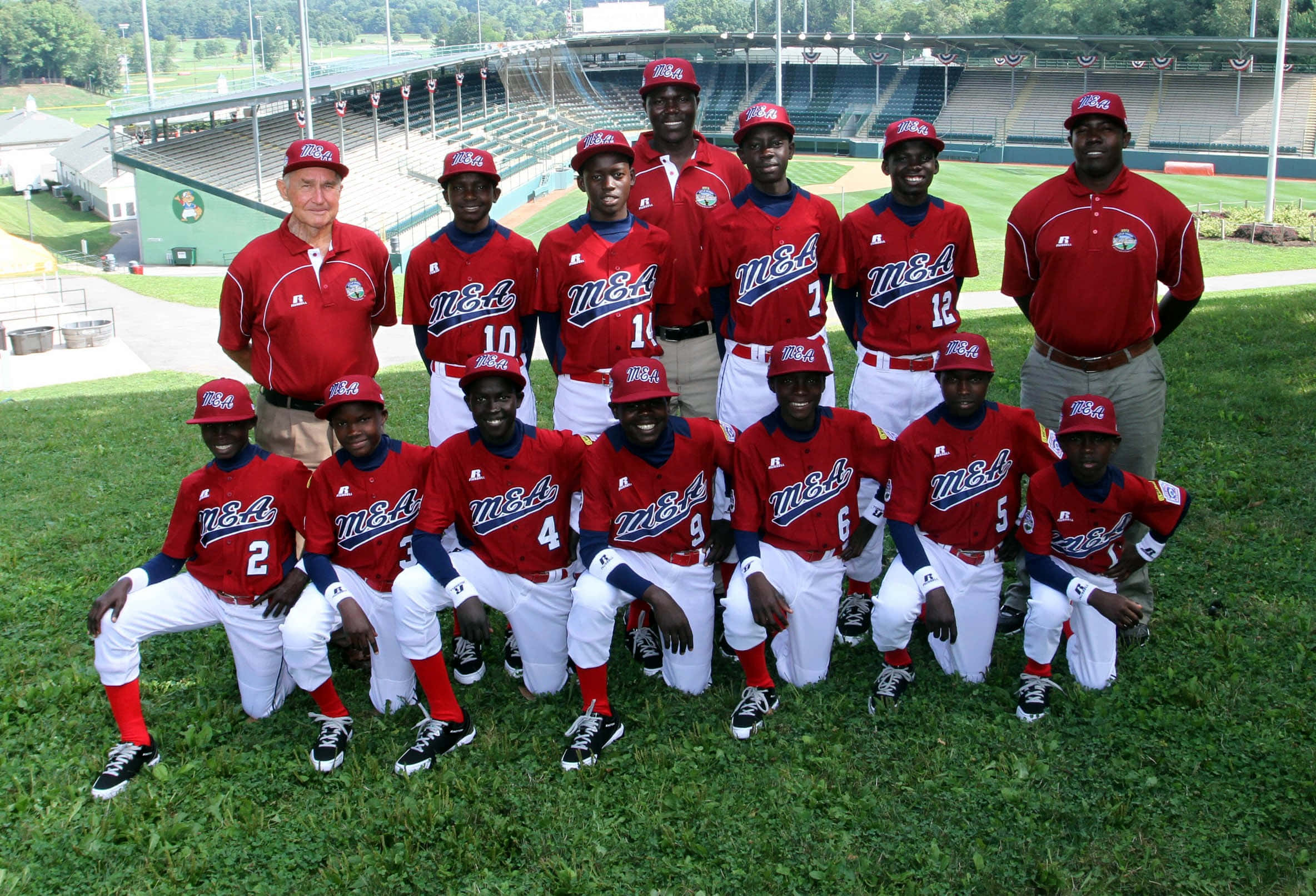 Little League Baseball, red uniforms, sunlit field, Full HD Desktop Wallpaper