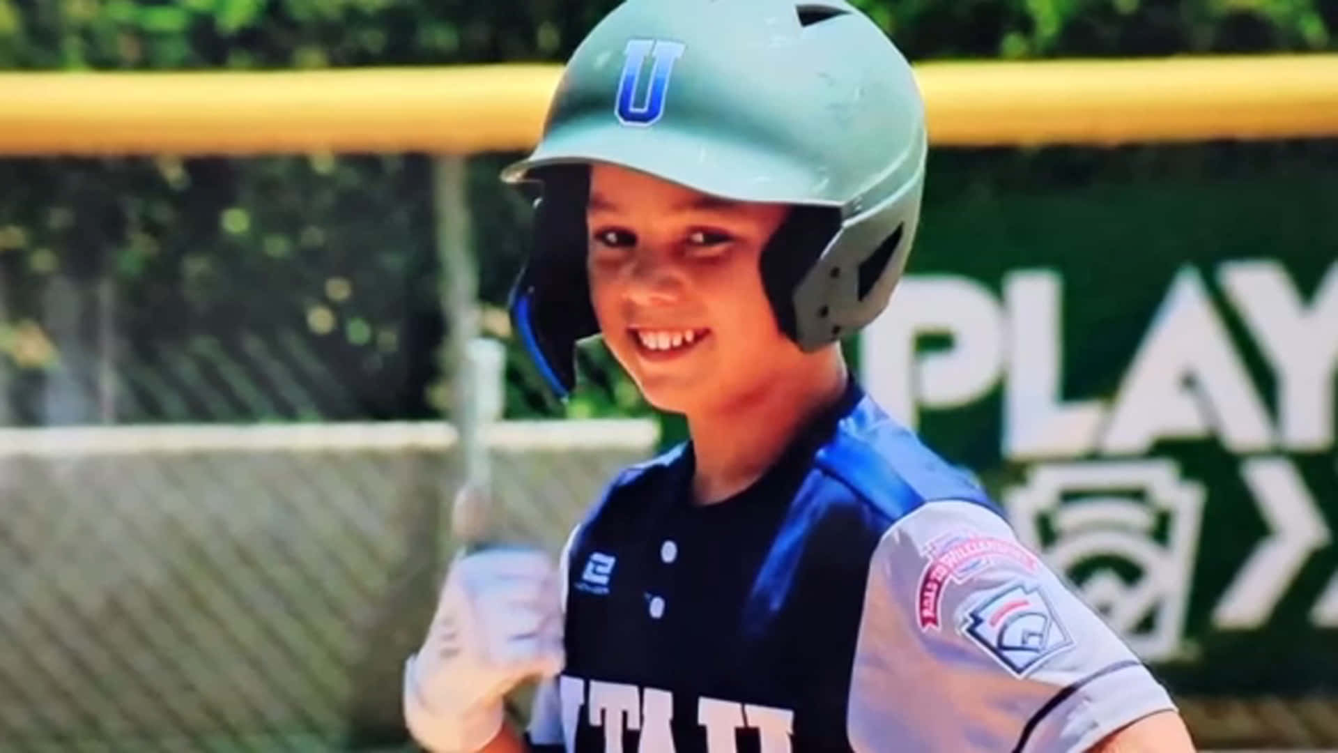 Little League Baseball, blue uniform, helmet, Full HD Desktop Wallpaper