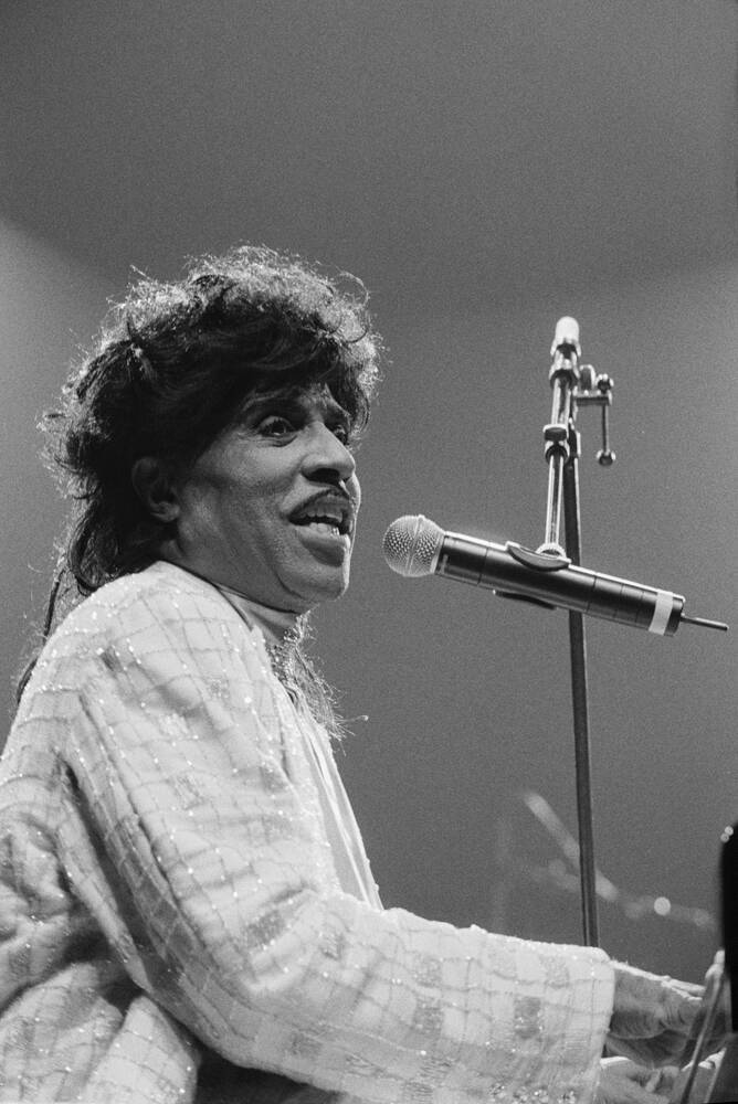 Little Richard, rock and roll pioneer, microphone, SD Phone Wallpaper