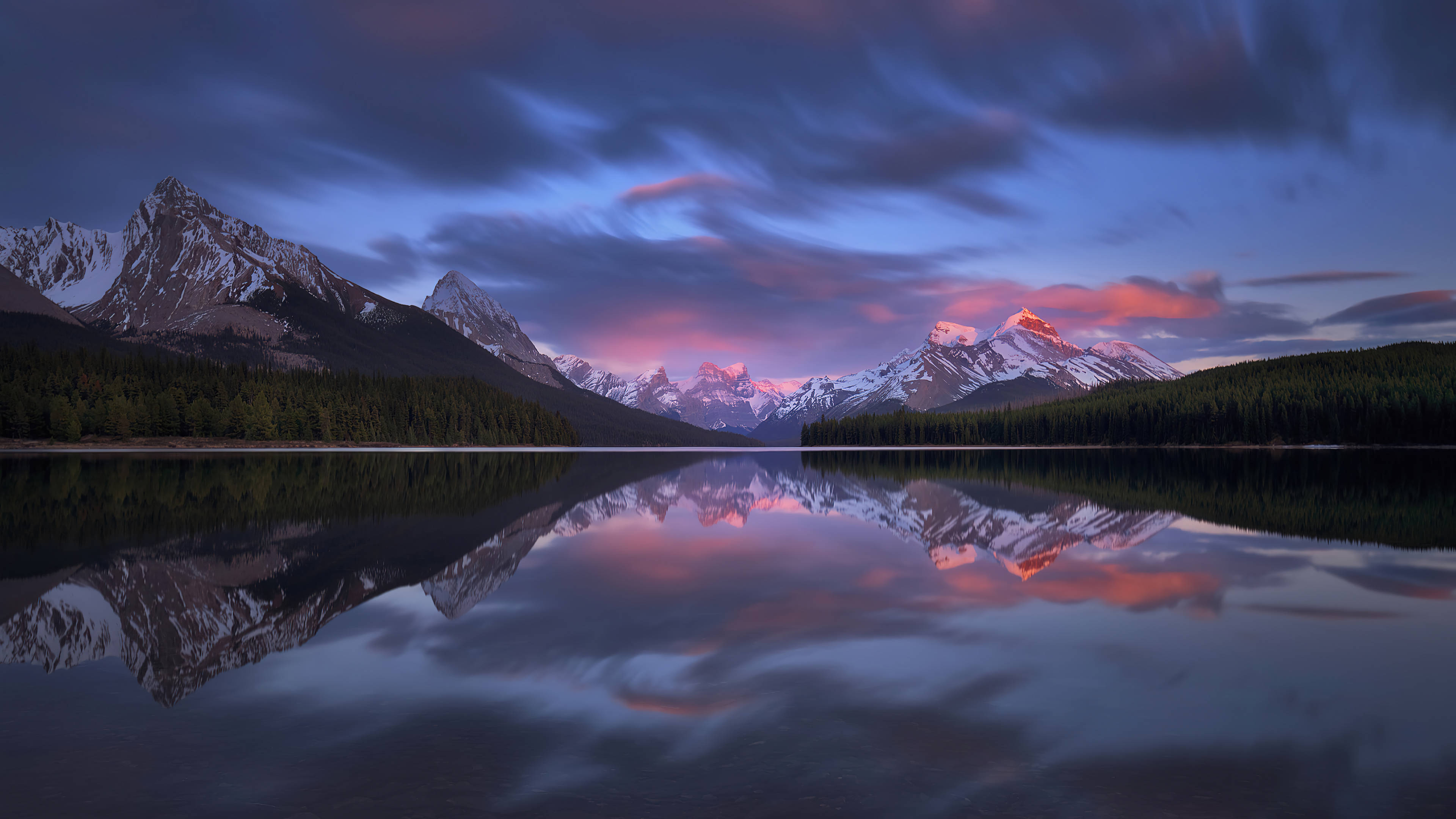 Live 4K UHD, mountainscape, snowcapped mountains, 4K Desktop Wallpaper
