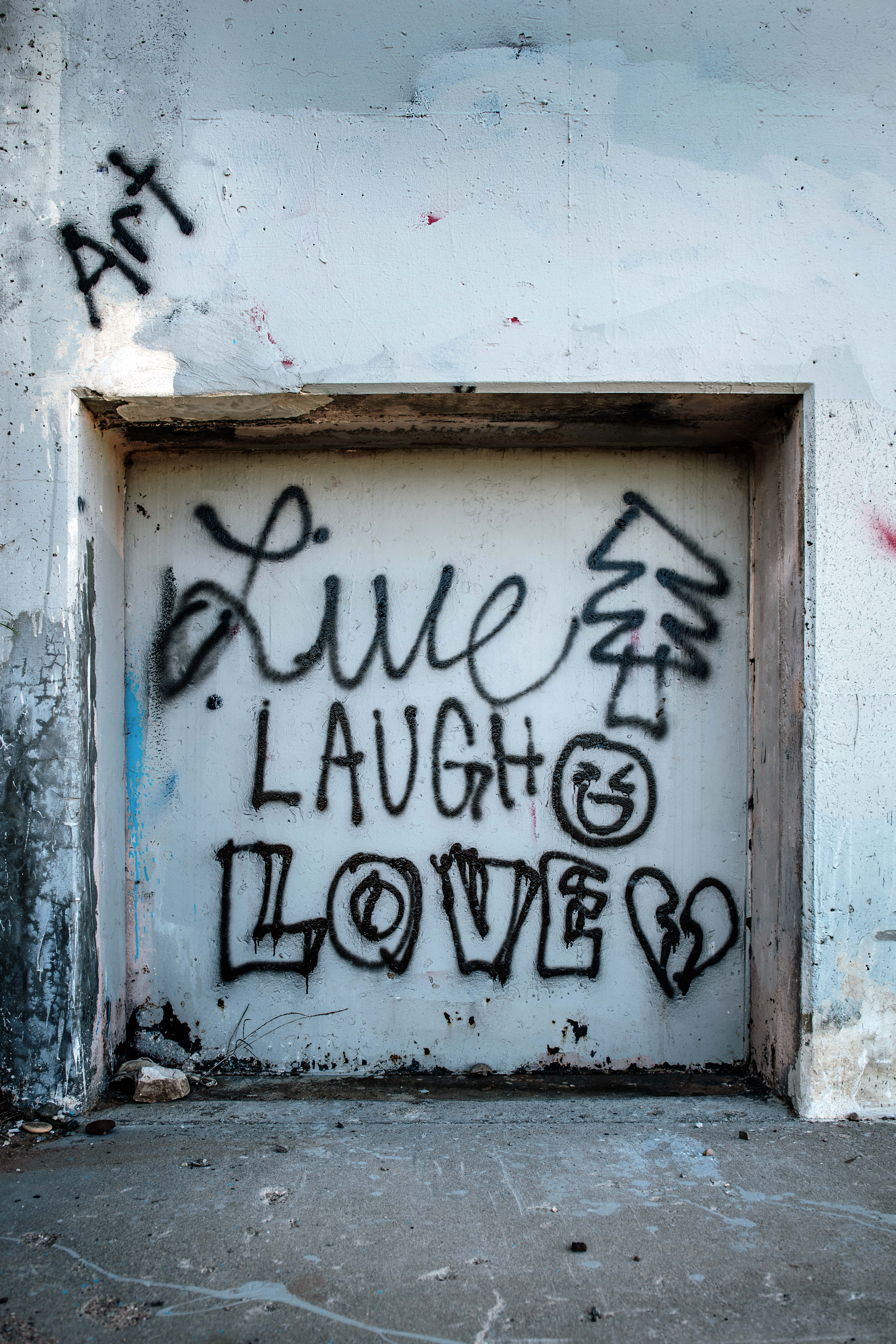 live laugh love, graffiti, weathered white door, 5K Phone Wallpaper