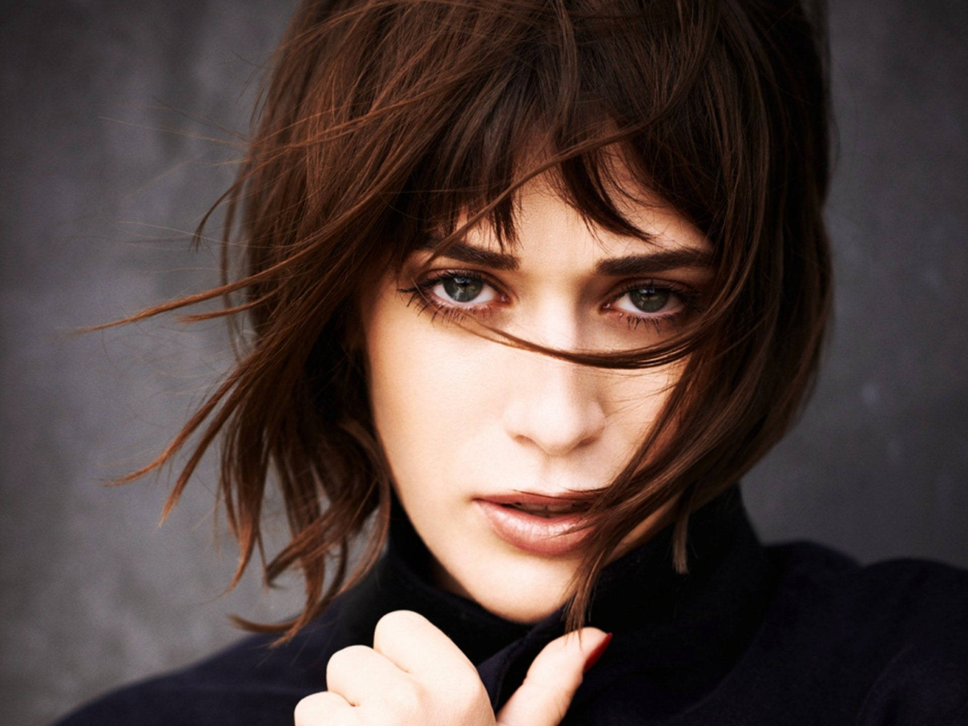 Lizzy Caplan, asymmetrical hairstyle, tousled brown hair, Full HD Desktop Wallpaper