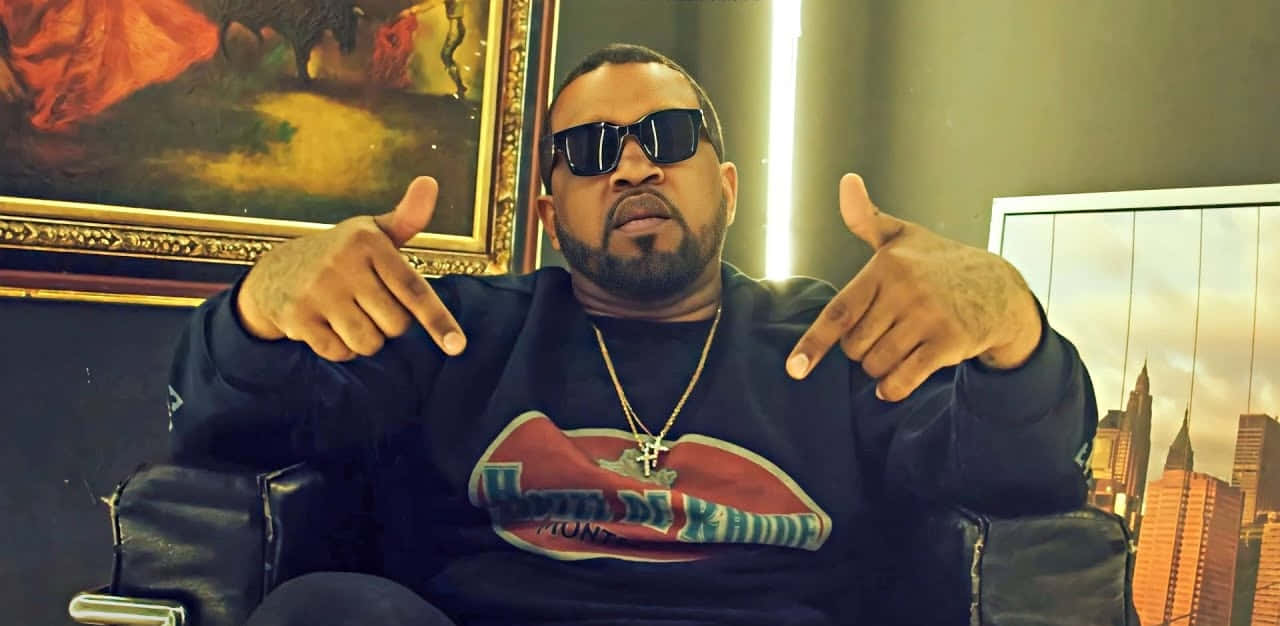 Lloyd Banks, black sunglasses, graphic sweatshirt, HD Desktop Wallpaper