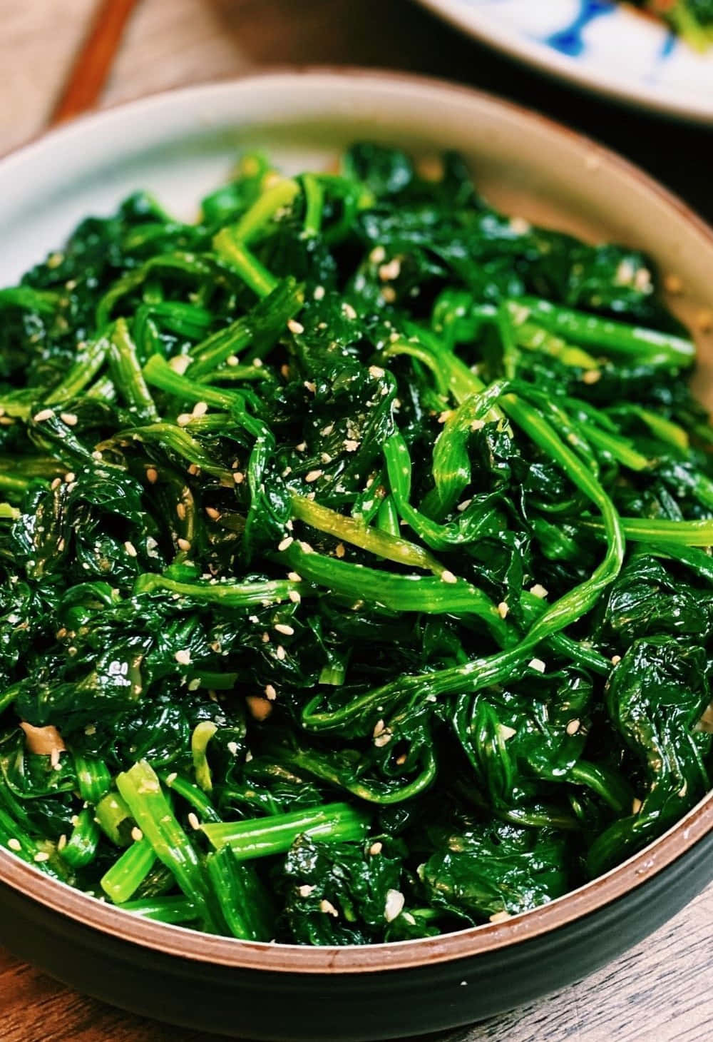 Local Food, vibrant green spinach leaves, sesame seeds, HD Phone Wallpaper