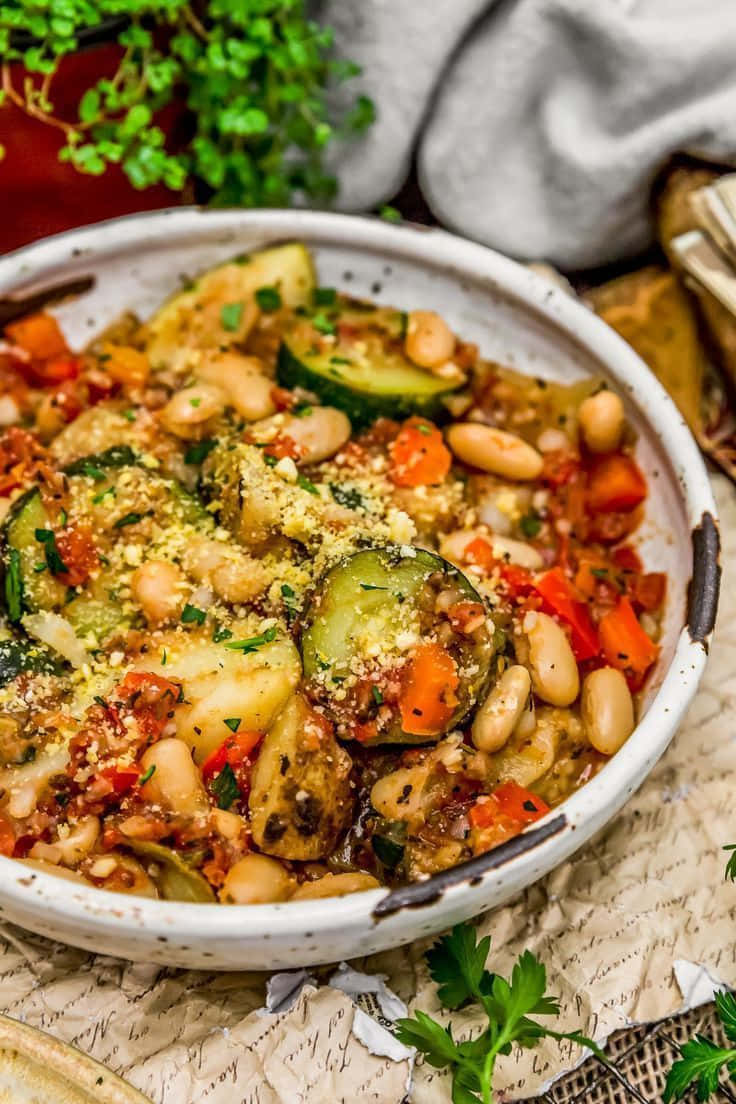 rustic ceramic bowl, colorful stewed vegetables, white beans, SD Phone Wallpaper