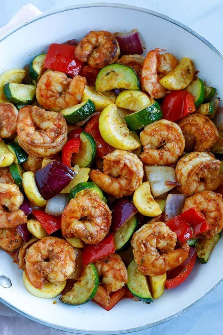 Local Food, rustic wooden table, sautéed shrimp, SD Phone Wallpaper
