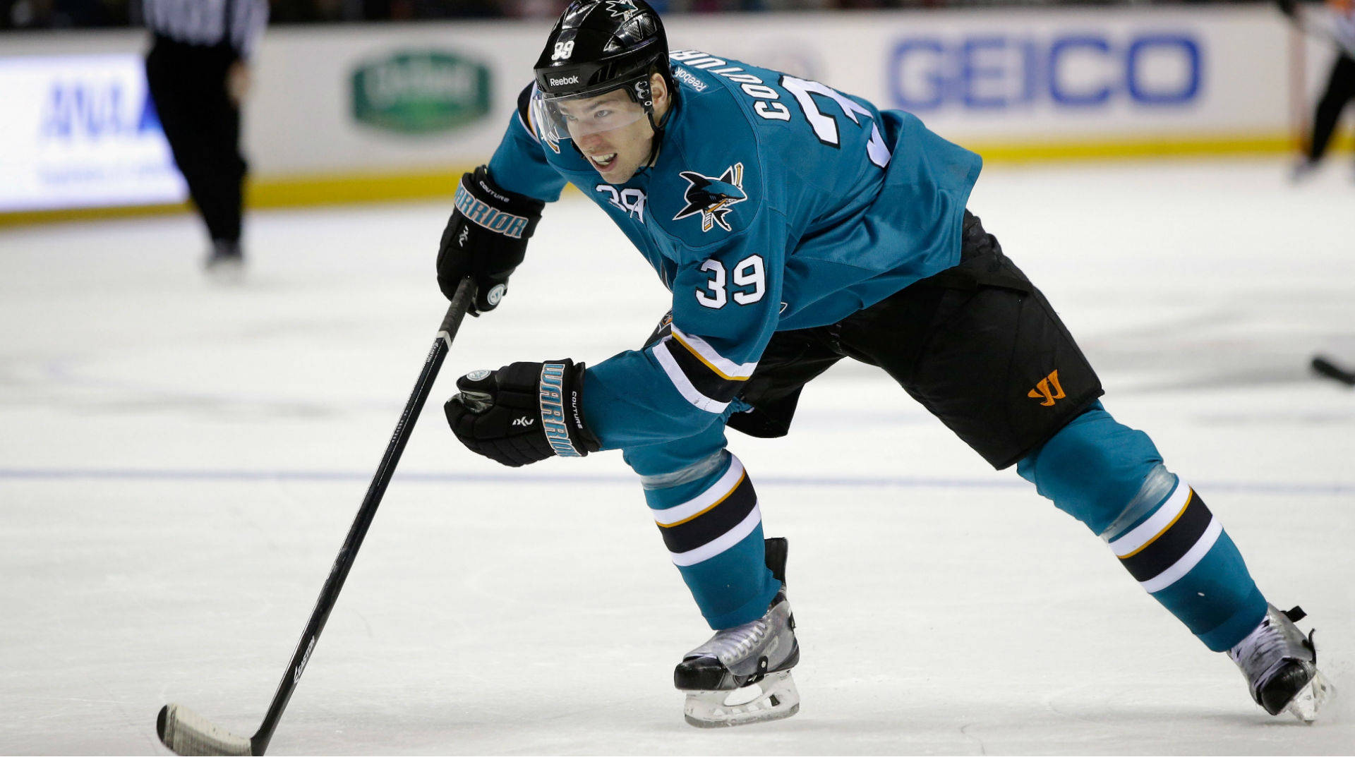 Logan Couture, teal Sharks jersey, number 39, Full HD Desktop Wallpaper