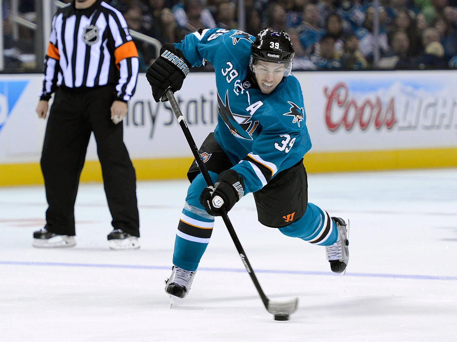 Logan Couture, teal and black uniform, hockey player, HD Desktop Wallpaper