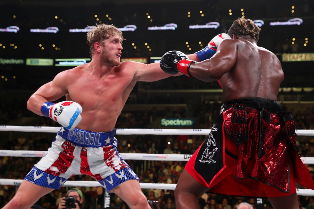 Logan Paul, uppercut, boxing ring, SD Desktop Wallpaper