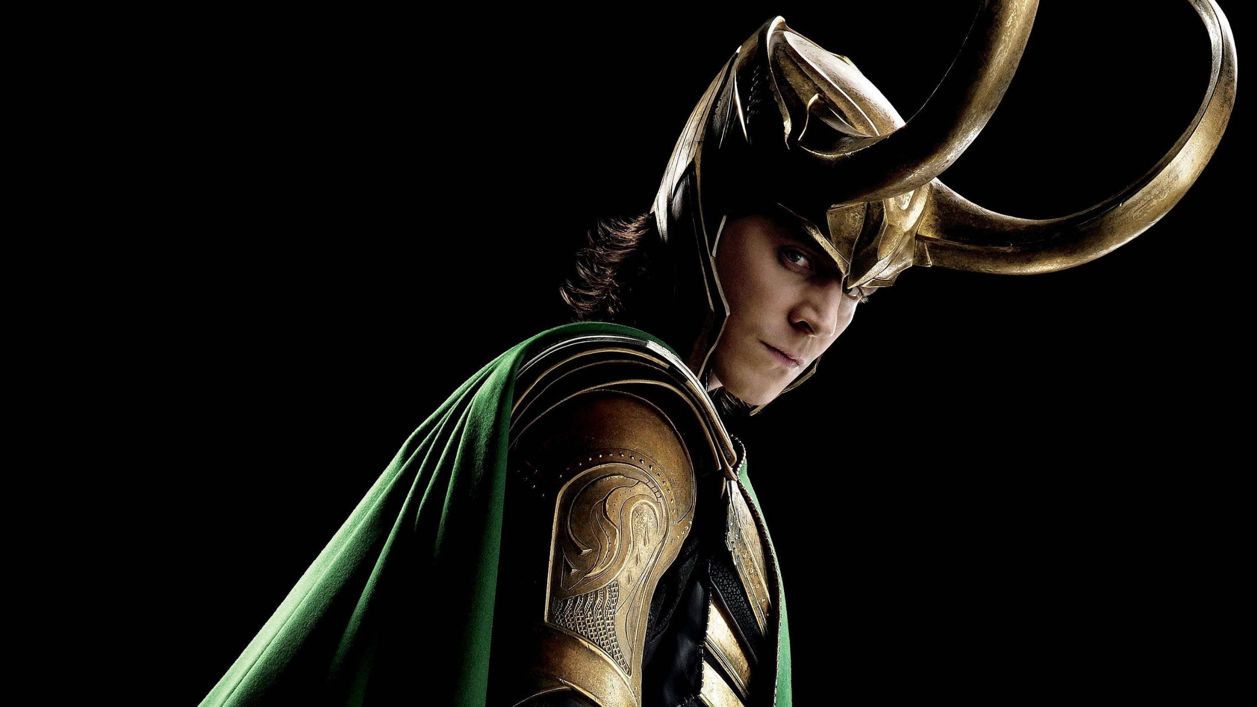 Loki, golden horned helmet, green cape, 2K Desktop Wallpaper